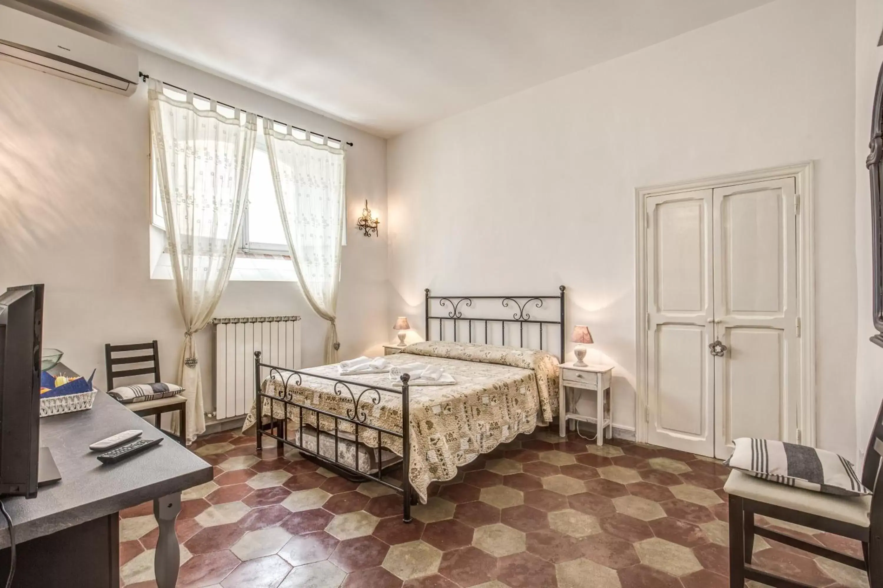 Bed in Relais La Torretta