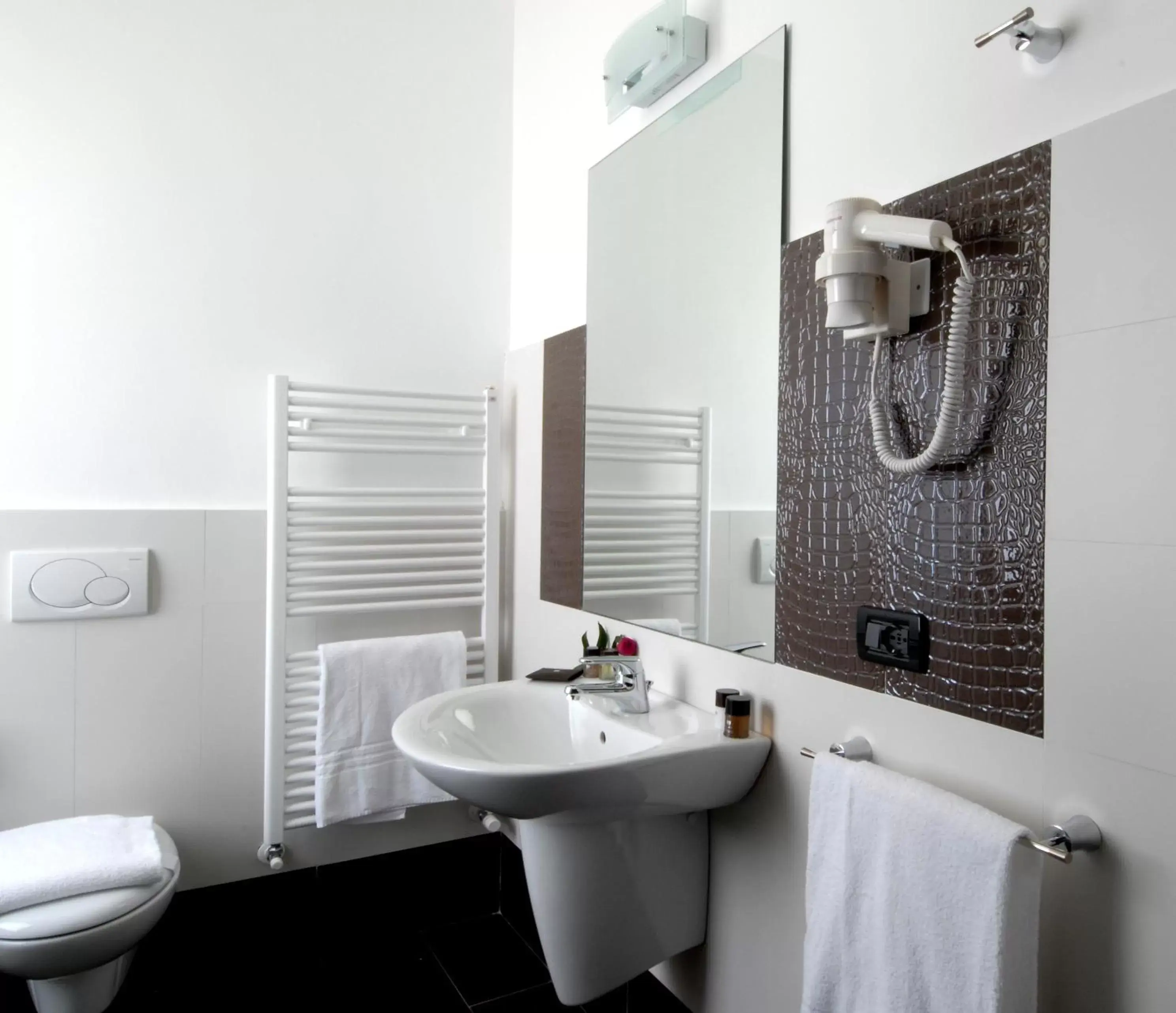Bathroom in Hotel Villa Pannonia Bathroom in Hotel Villa Pannonia