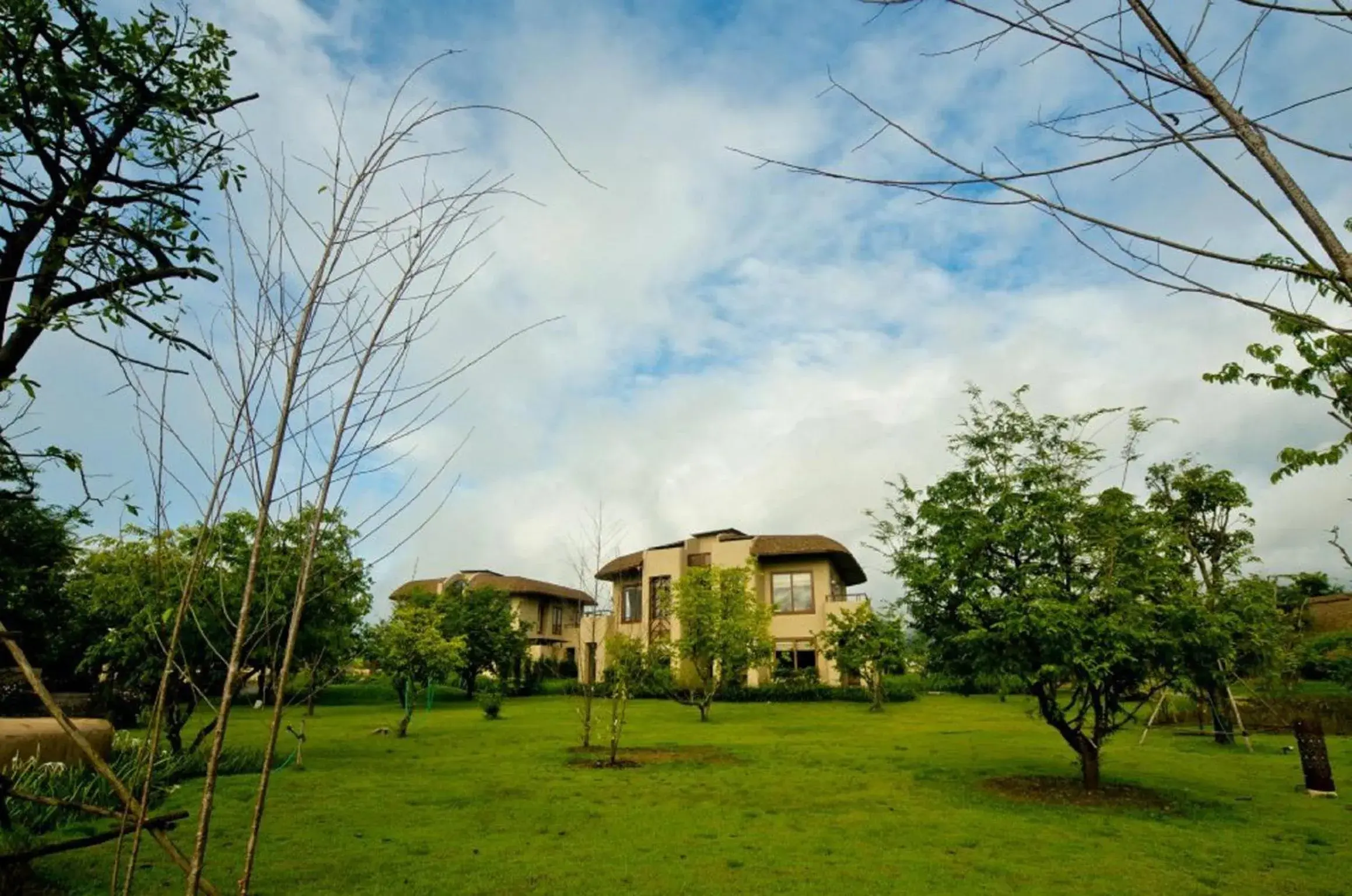 Facade/entrance, Property Building in Montis Resort