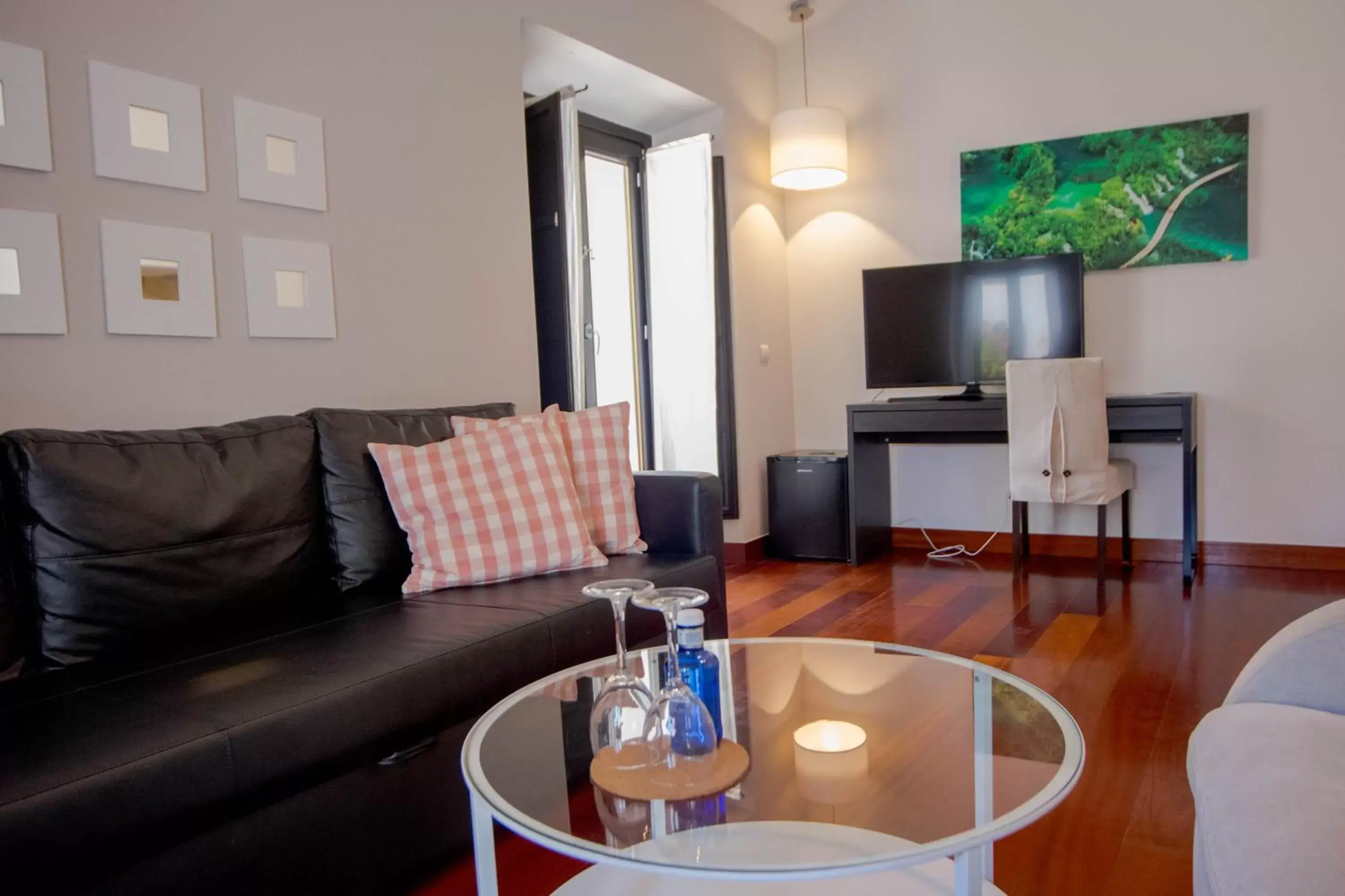 Living room, Seating Area in Hotel Bodega El Juncal Living room, Seating Area in Hotel Bodega El Juncal