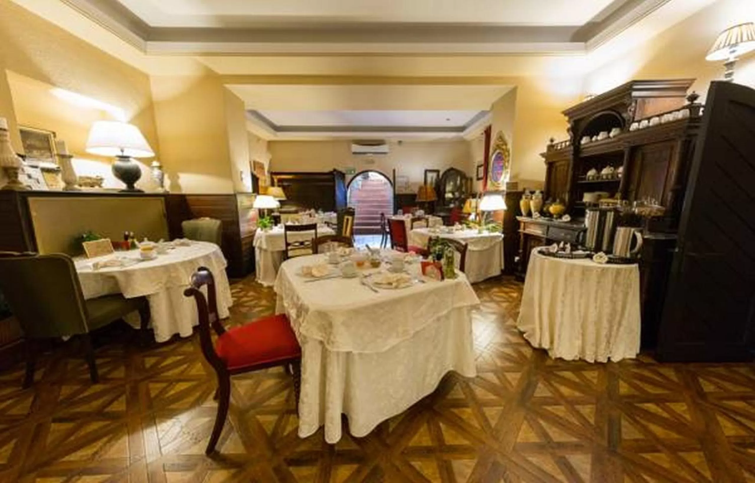 Continental breakfast in Grand Boutique Hotel