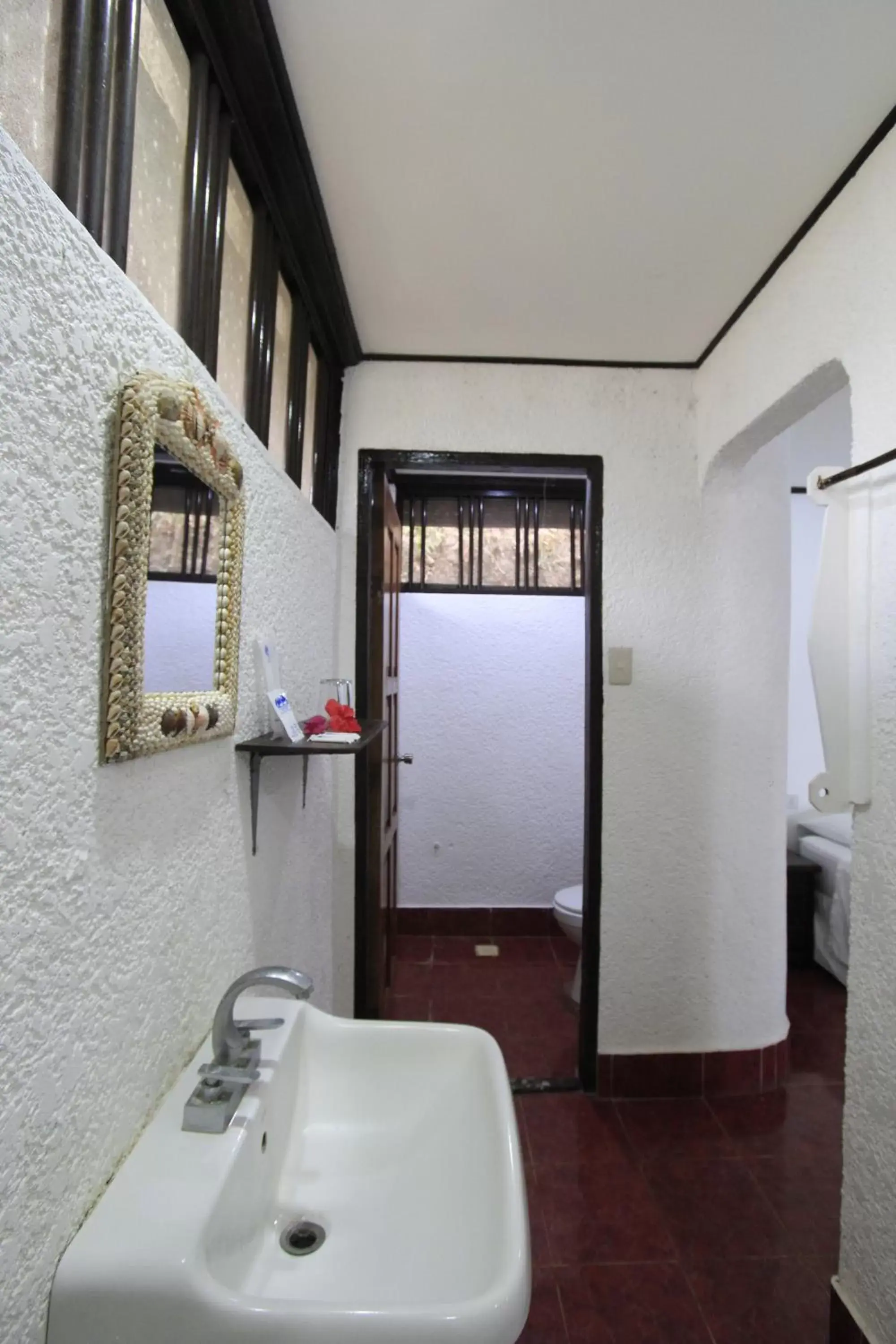 Bathroom in Discovery Island Resort