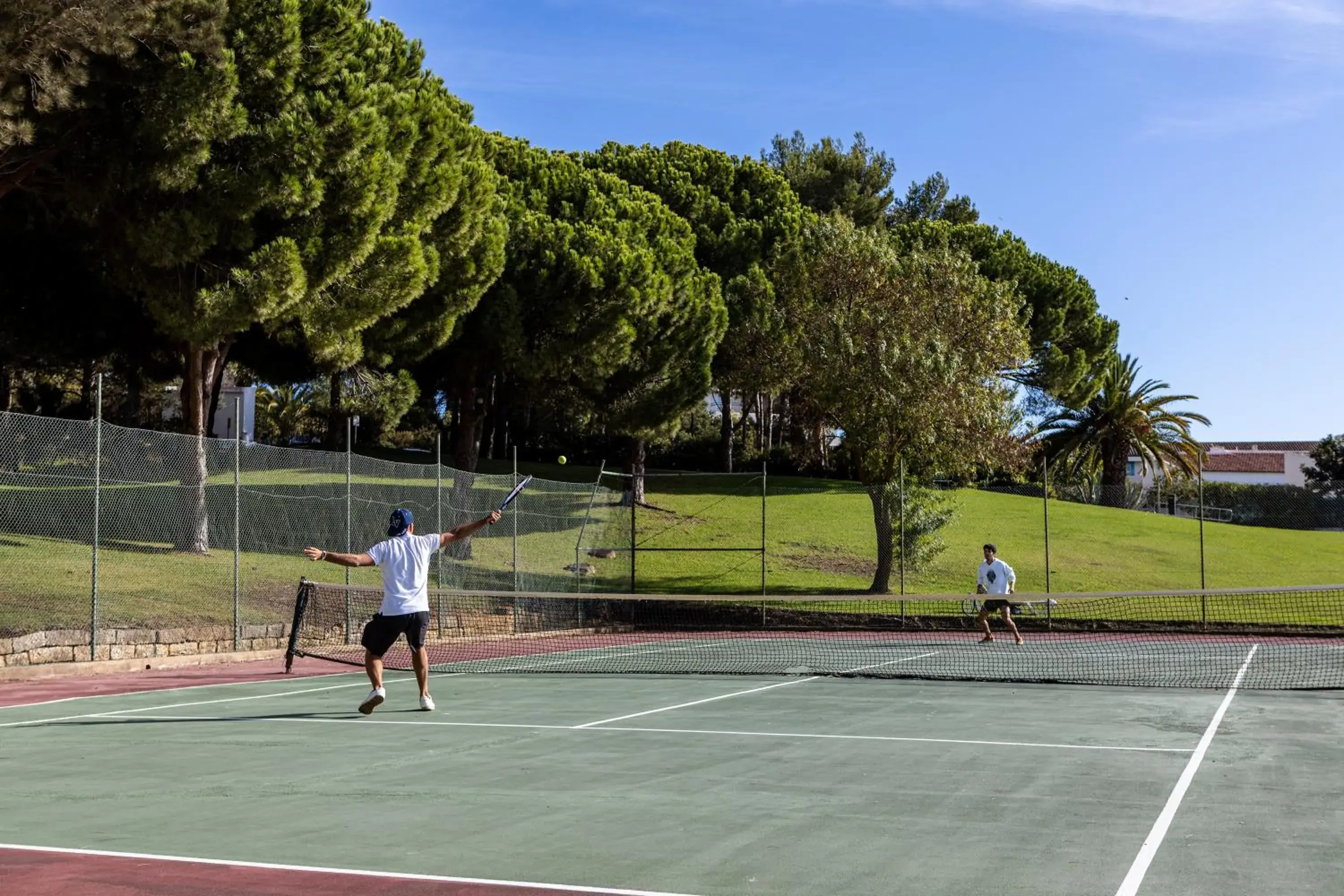 Tennis court, Tennis/Squash in Pestana Delfim Beach & Golf Hotel