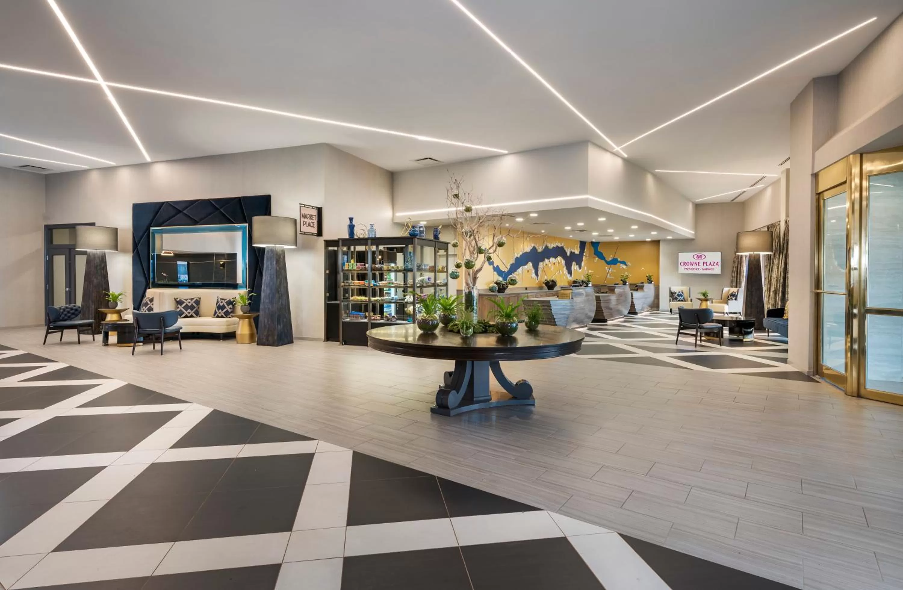 Property building in Crowne Plaza Providence-Warwick (Airport) by IHG