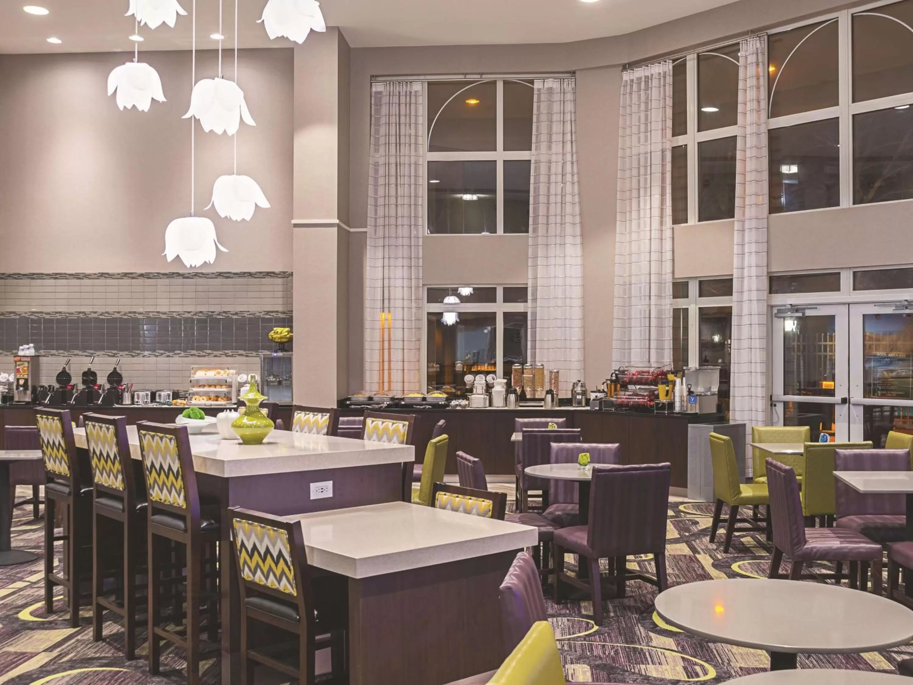 Restaurant/places to eat in La Quinta by Wyndham Flagstaff