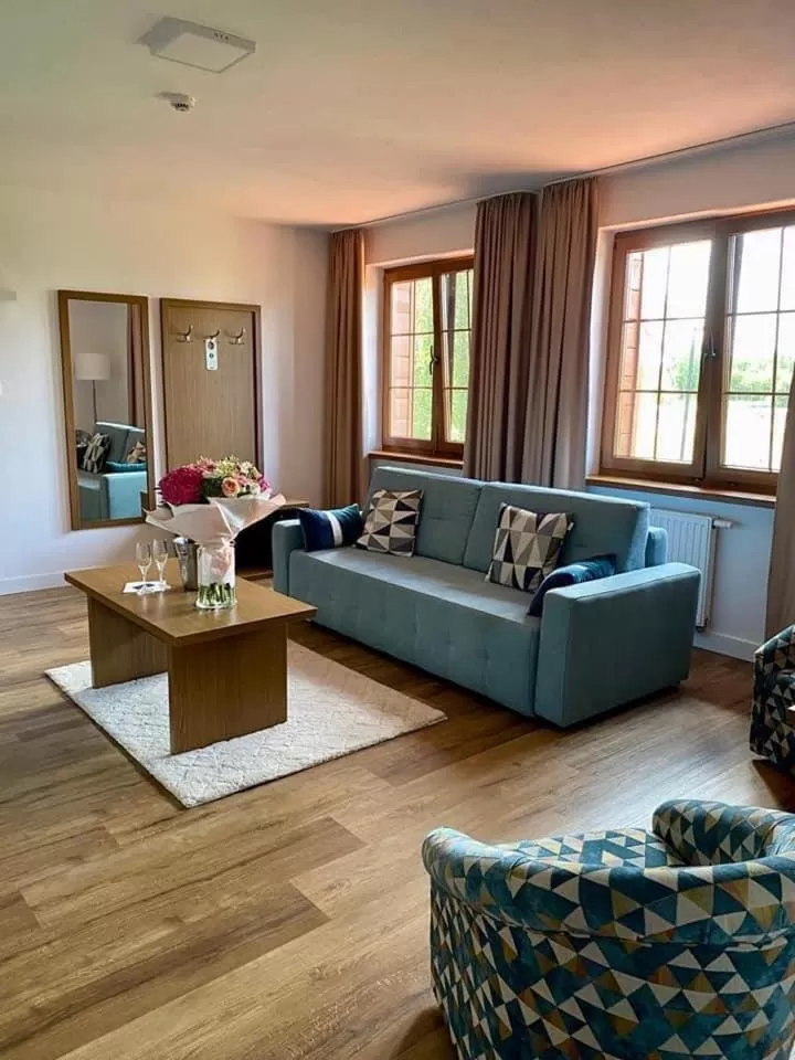 HOTEL CICHA WODA NIEPORĘT