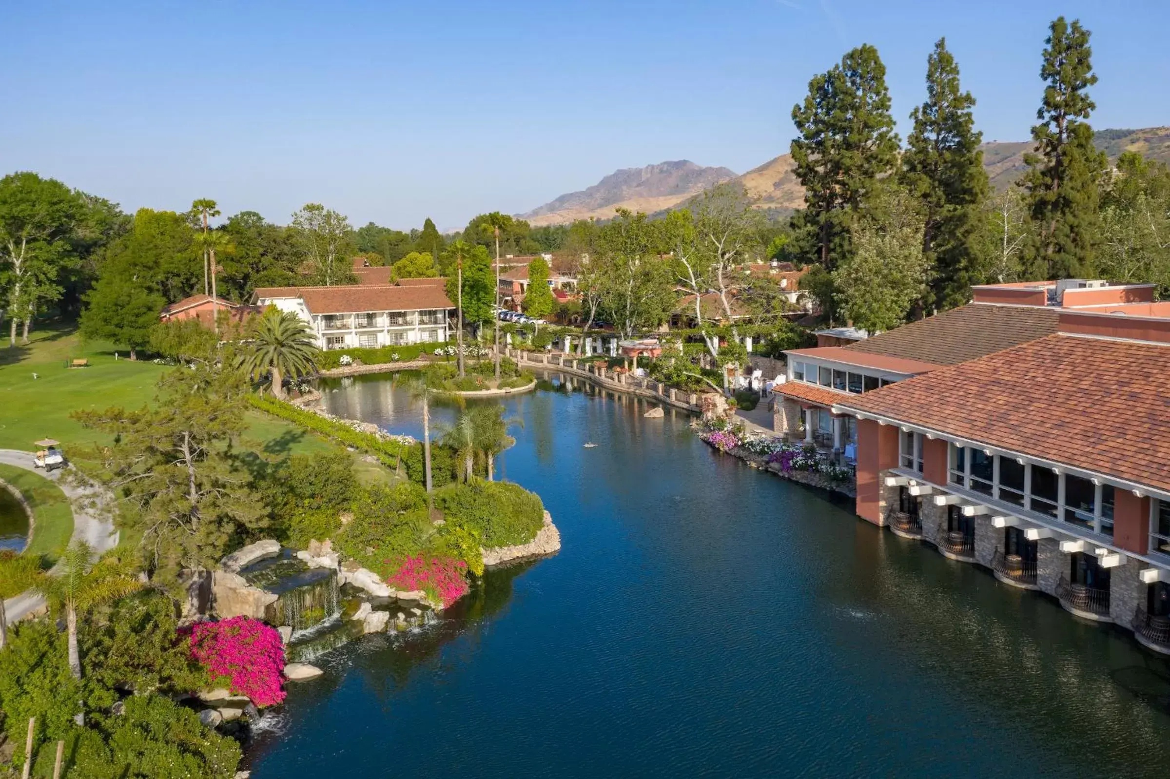 Natural landscape in Westlake Village Inn