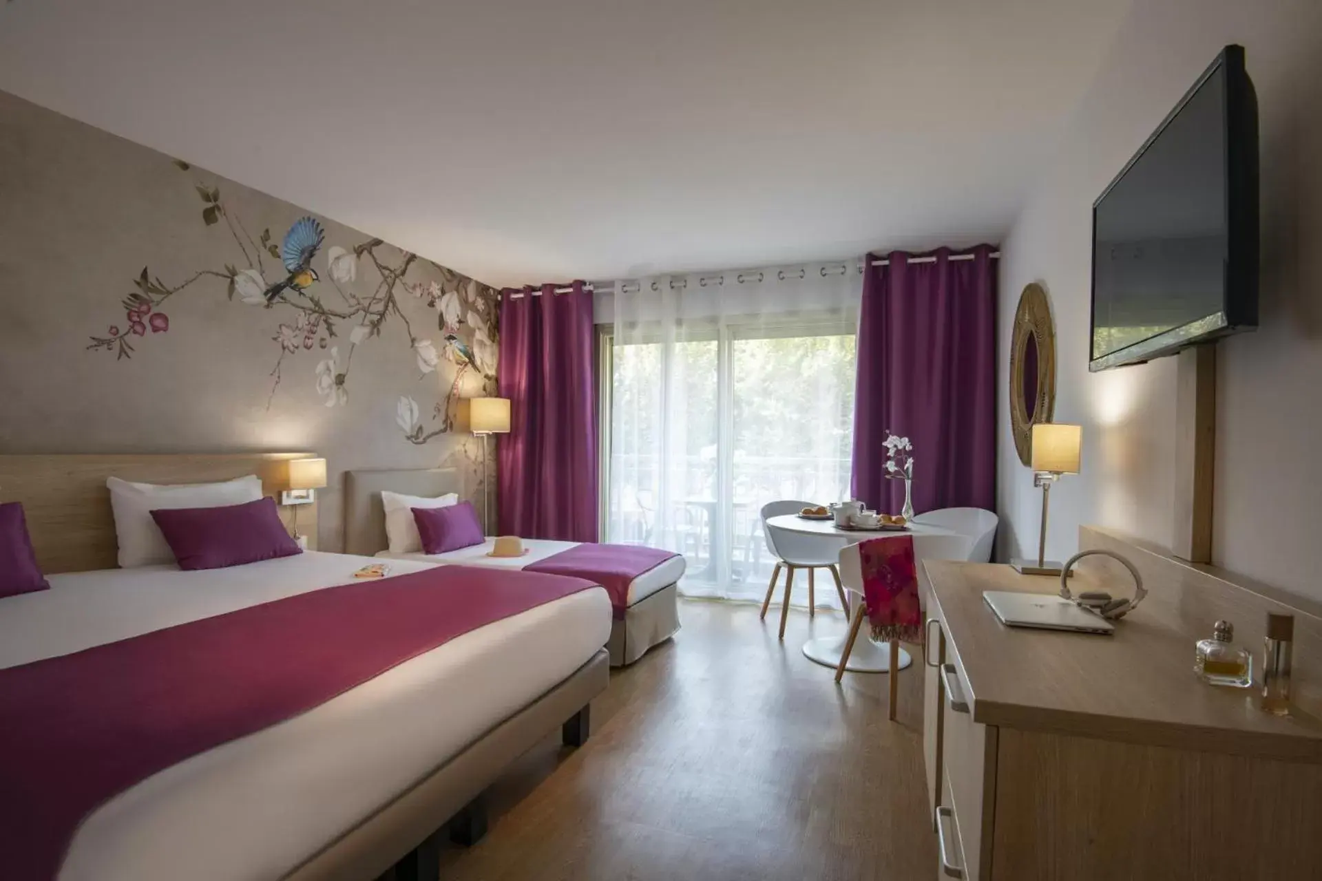 Bedroom in Hotel Chambord