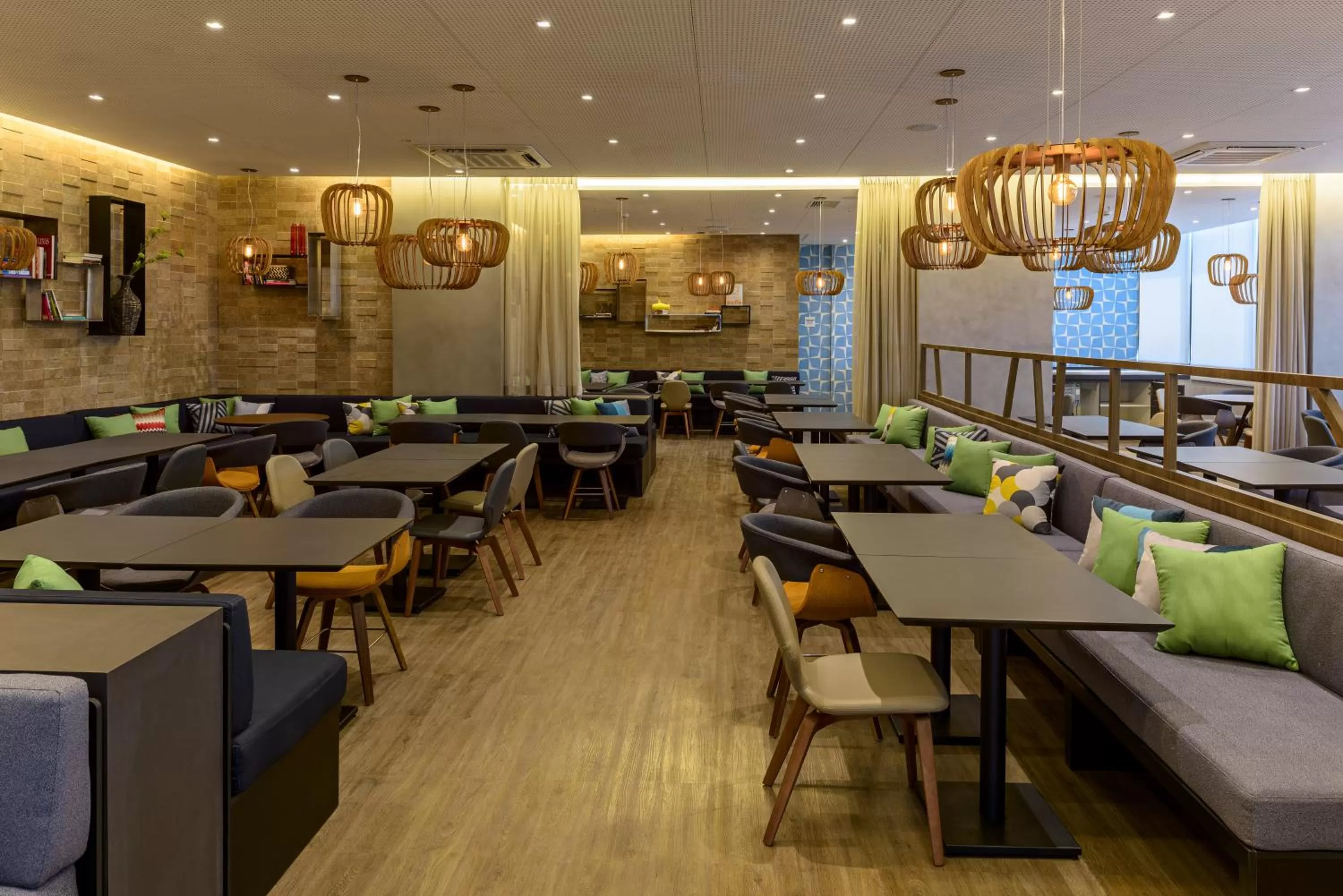 Restaurant/places to eat in Novotel Sorocaba
