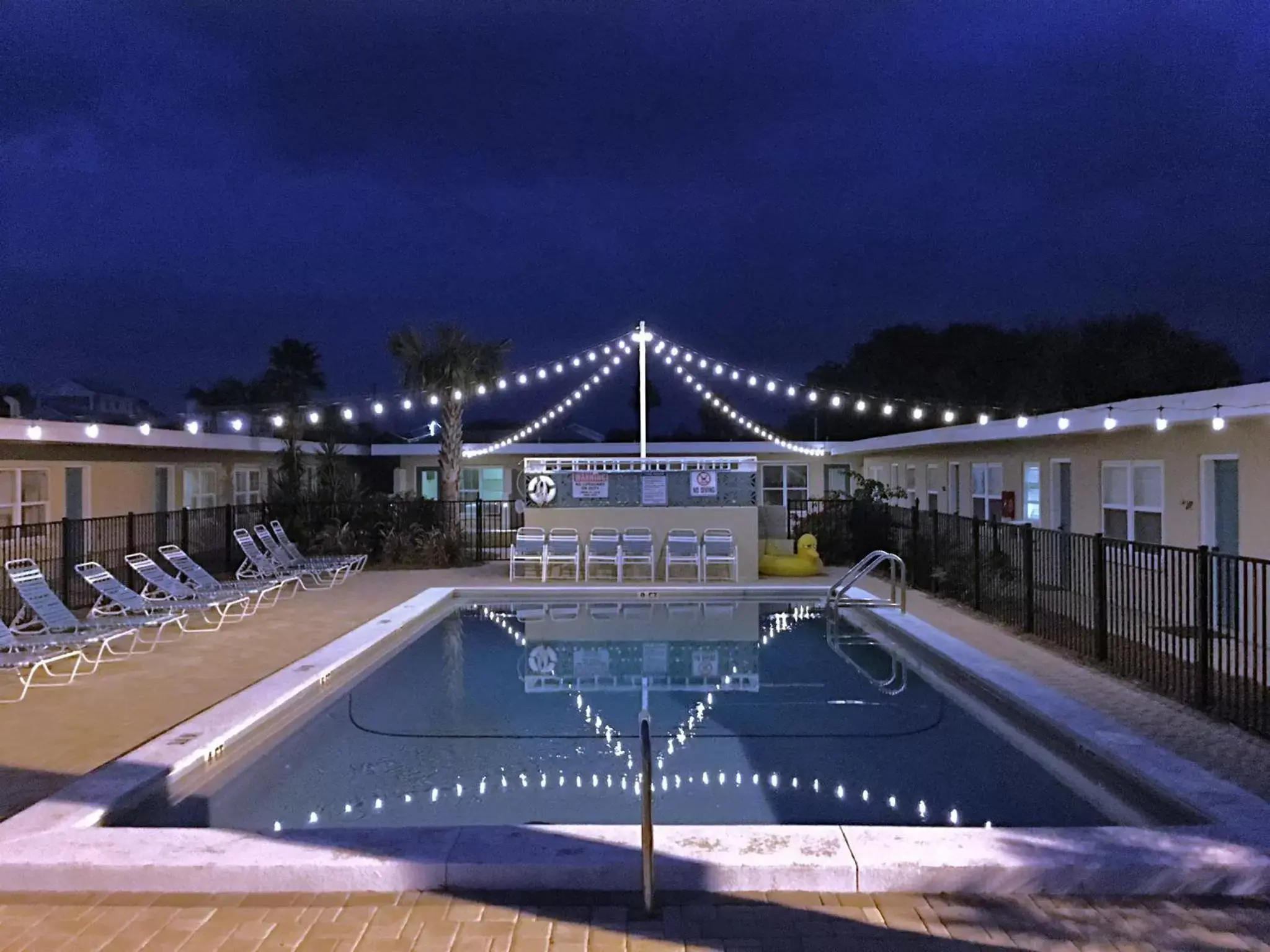 Swimming Pool in The Catalina