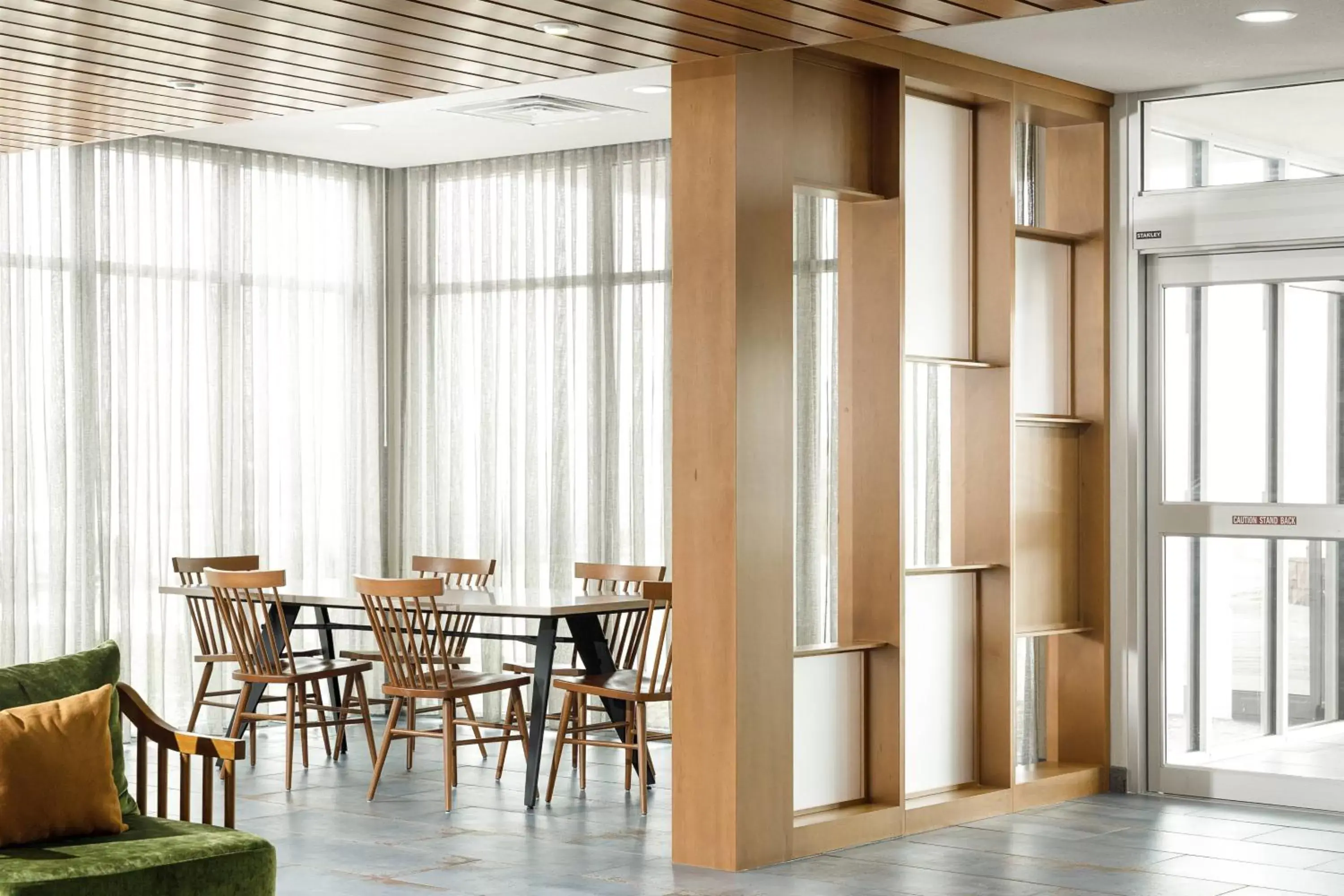 Lobby or reception, Dining Area in Fairfield Inn & Suites by Marriott Salina