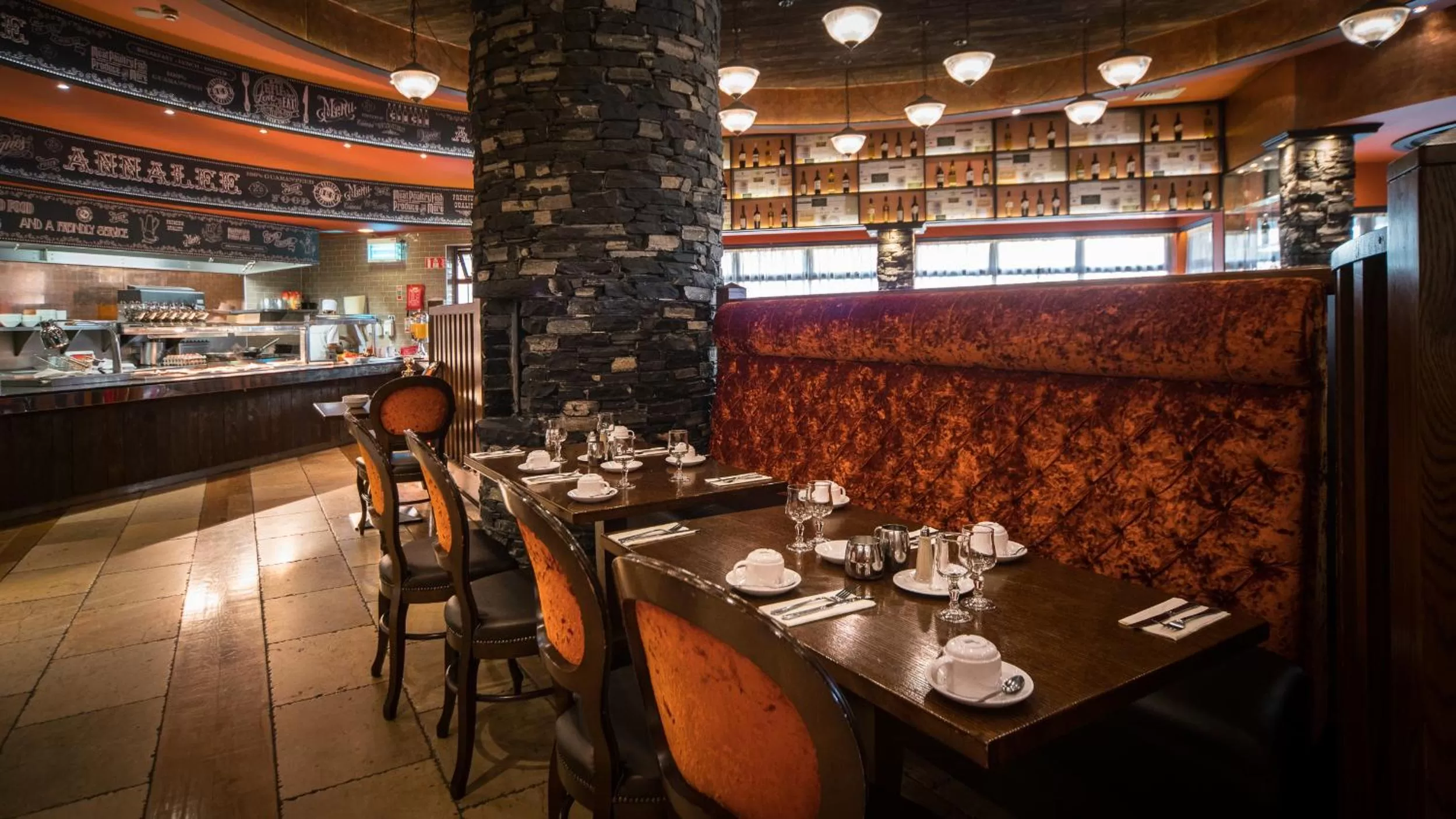 Restaurant/places to eat in Hotel Kilmore