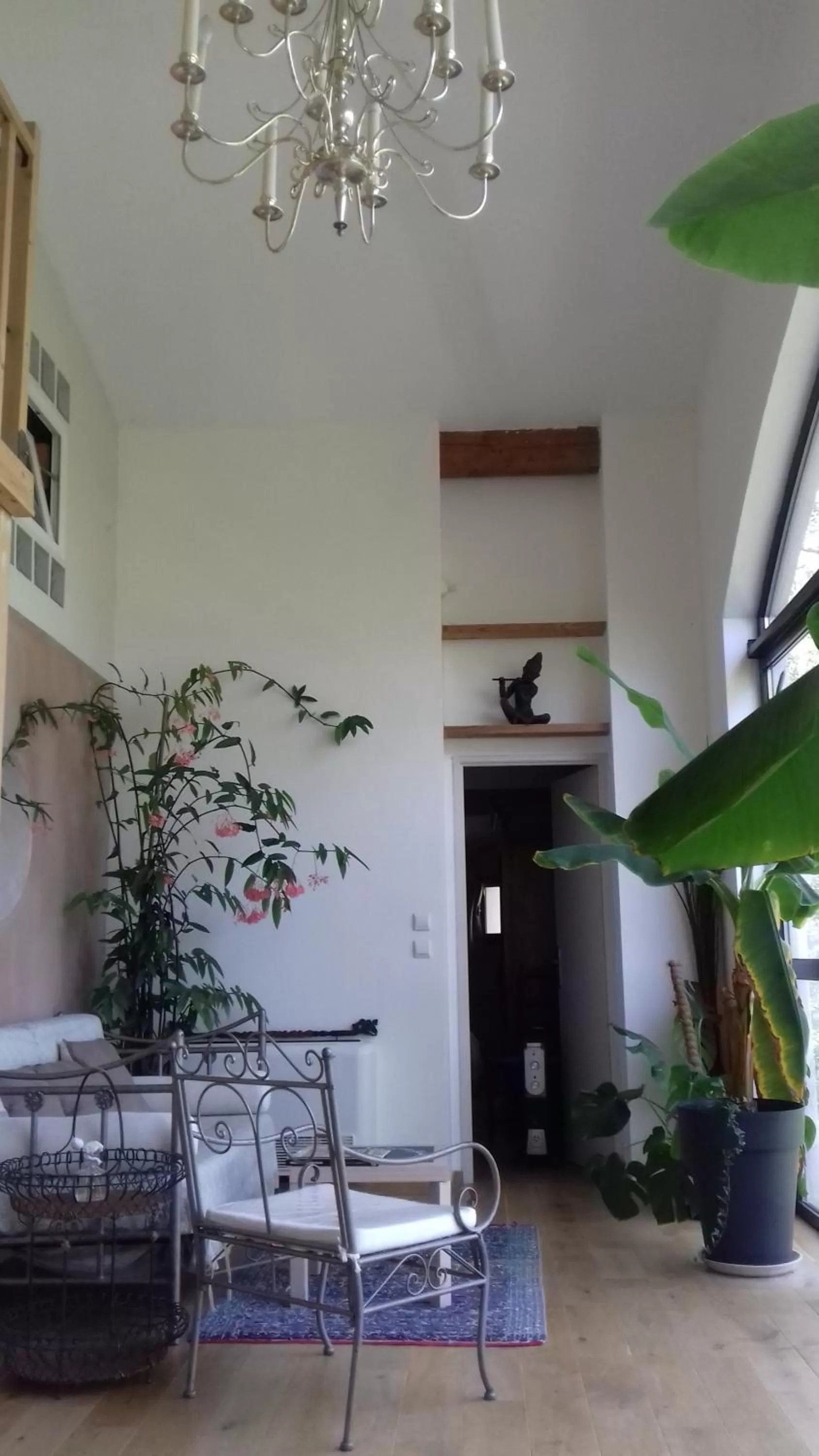 Communal lounge/ TV room in Chambres d'hôtes Le Bois Des Frênes