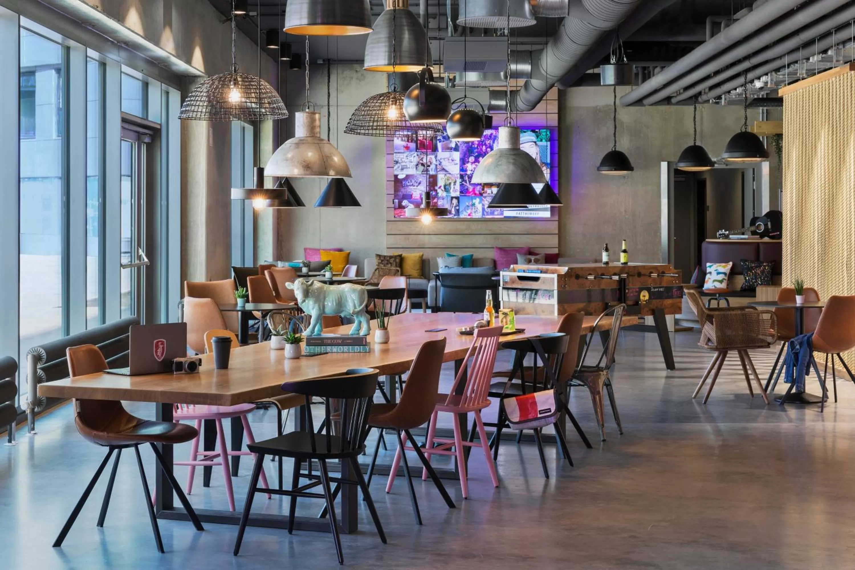 Restaurant/places to eat in Moxy Munich Ostbahnhof