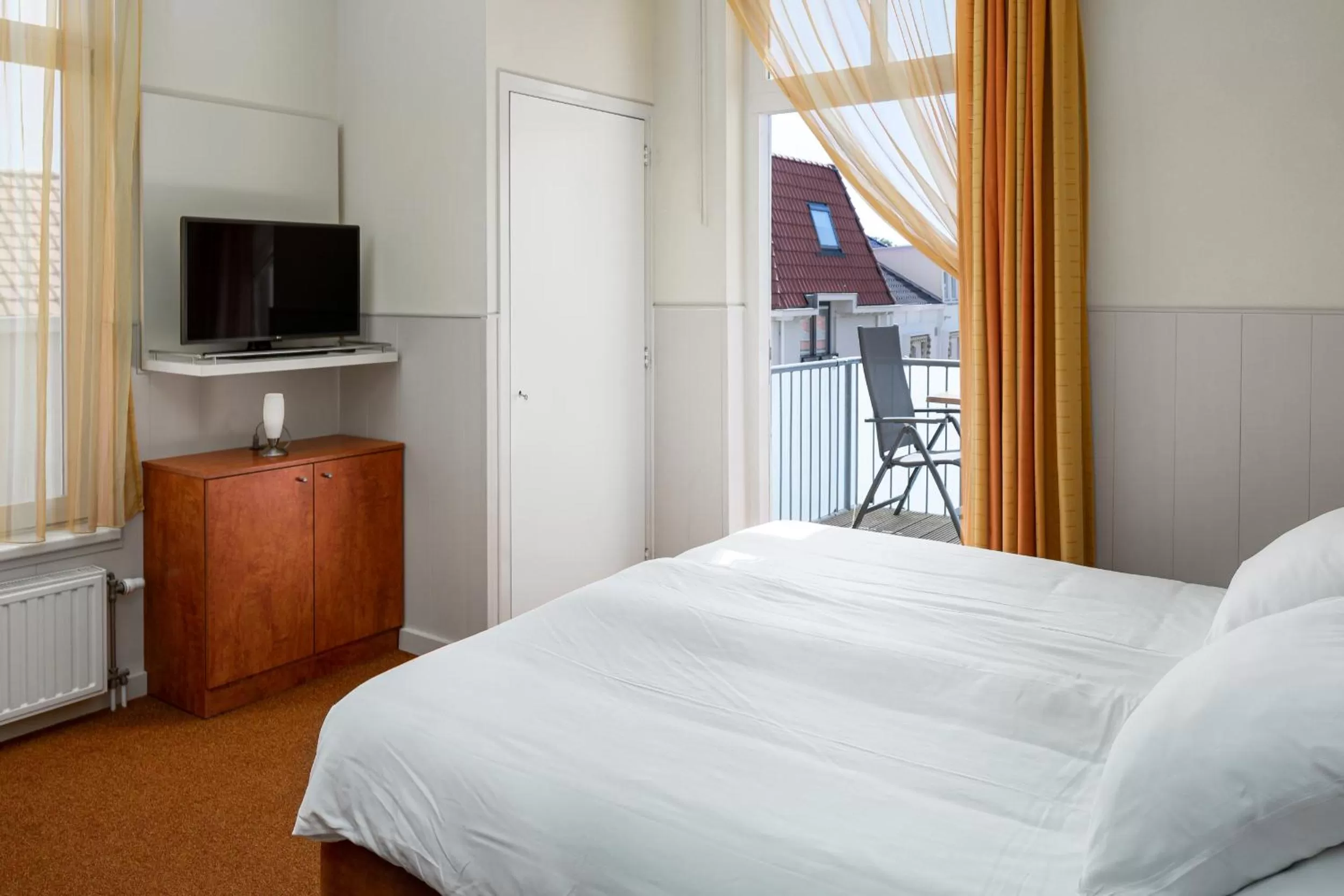 Bedroom, Bed in Hotel ter Duyn