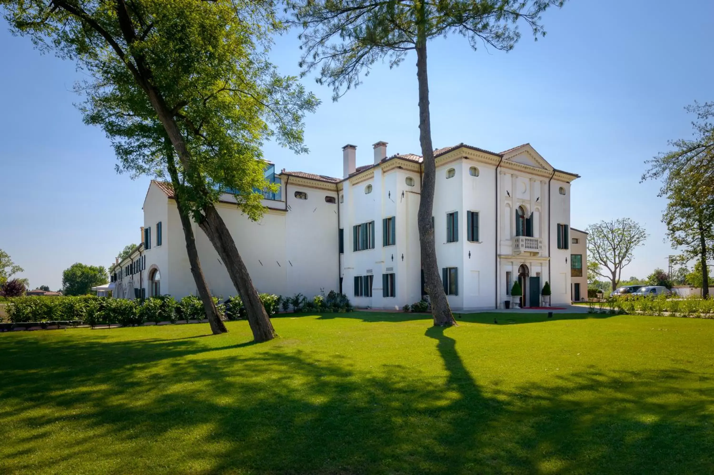 Garden view, Property Building in Hotel Villa Barbarich Venice Mestre