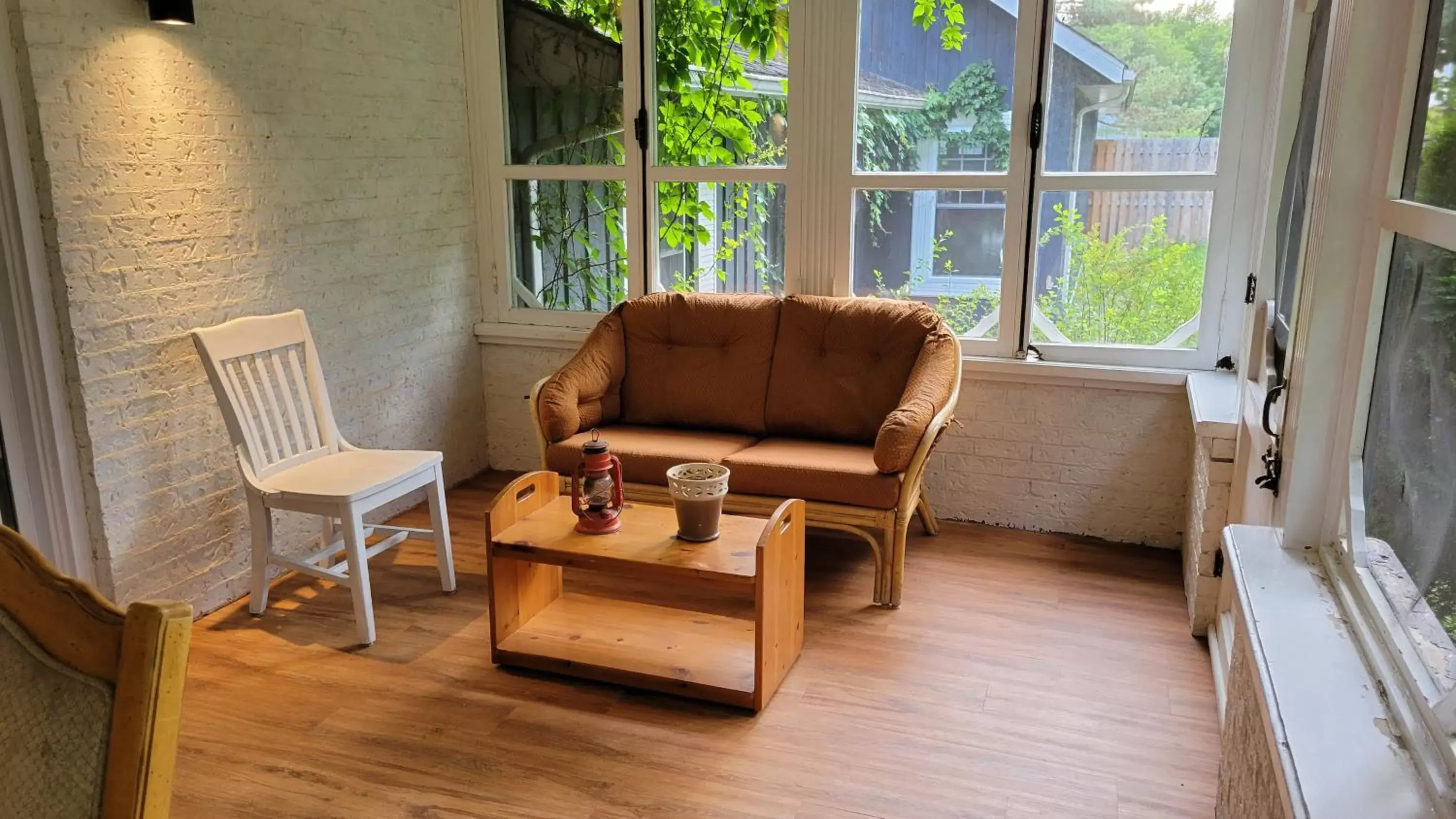 Solarium, Seating Area in Auberge du Vignoble Bromont