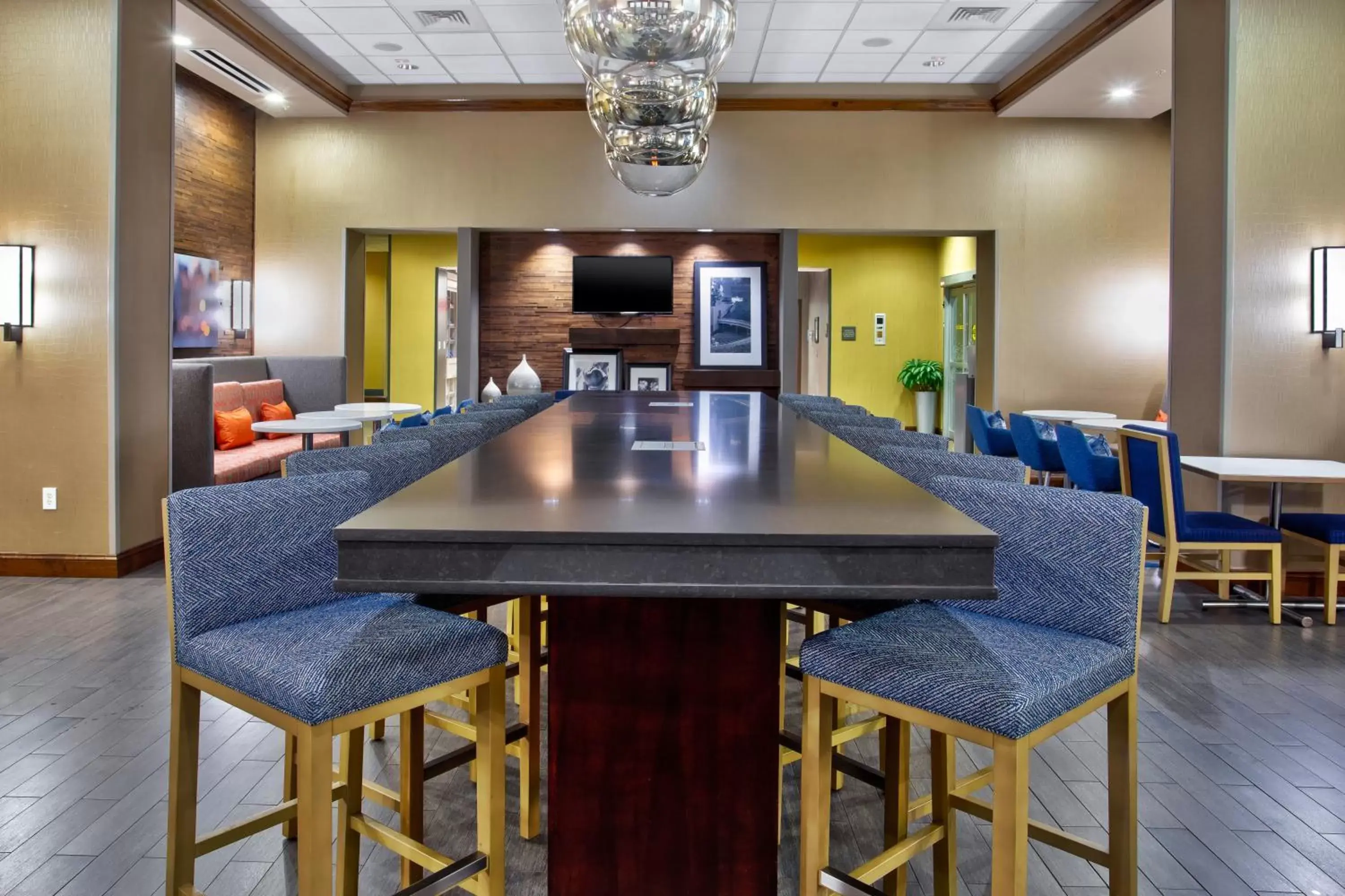 Lobby or reception in Hampton Inn & Suites Columbia/Southeast-Fort Jackson