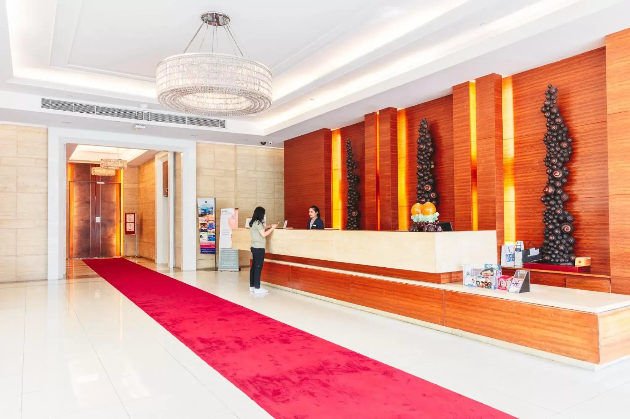 Lobby or reception in Column Bangkok Hotel