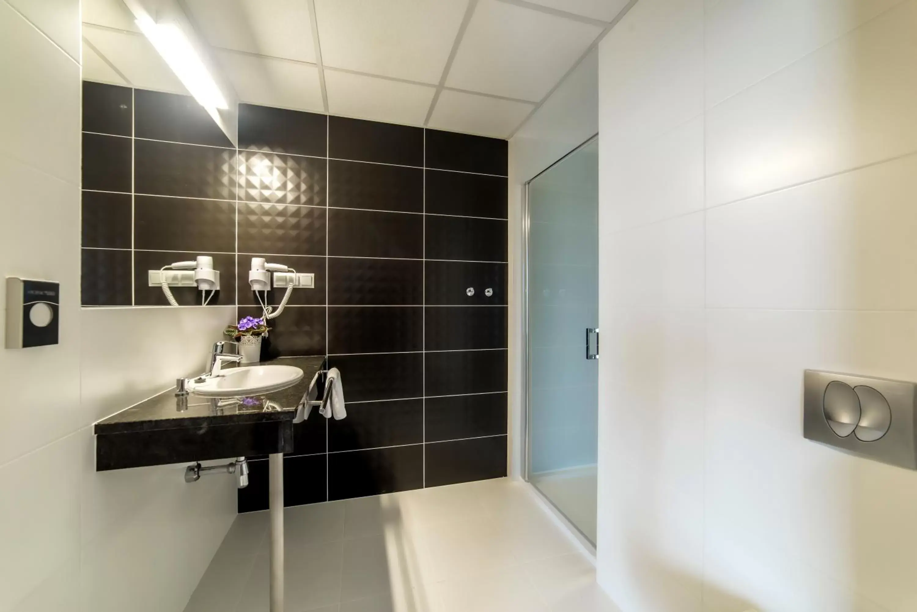 Bathroom in Focus Hotel Premium Gdańsk