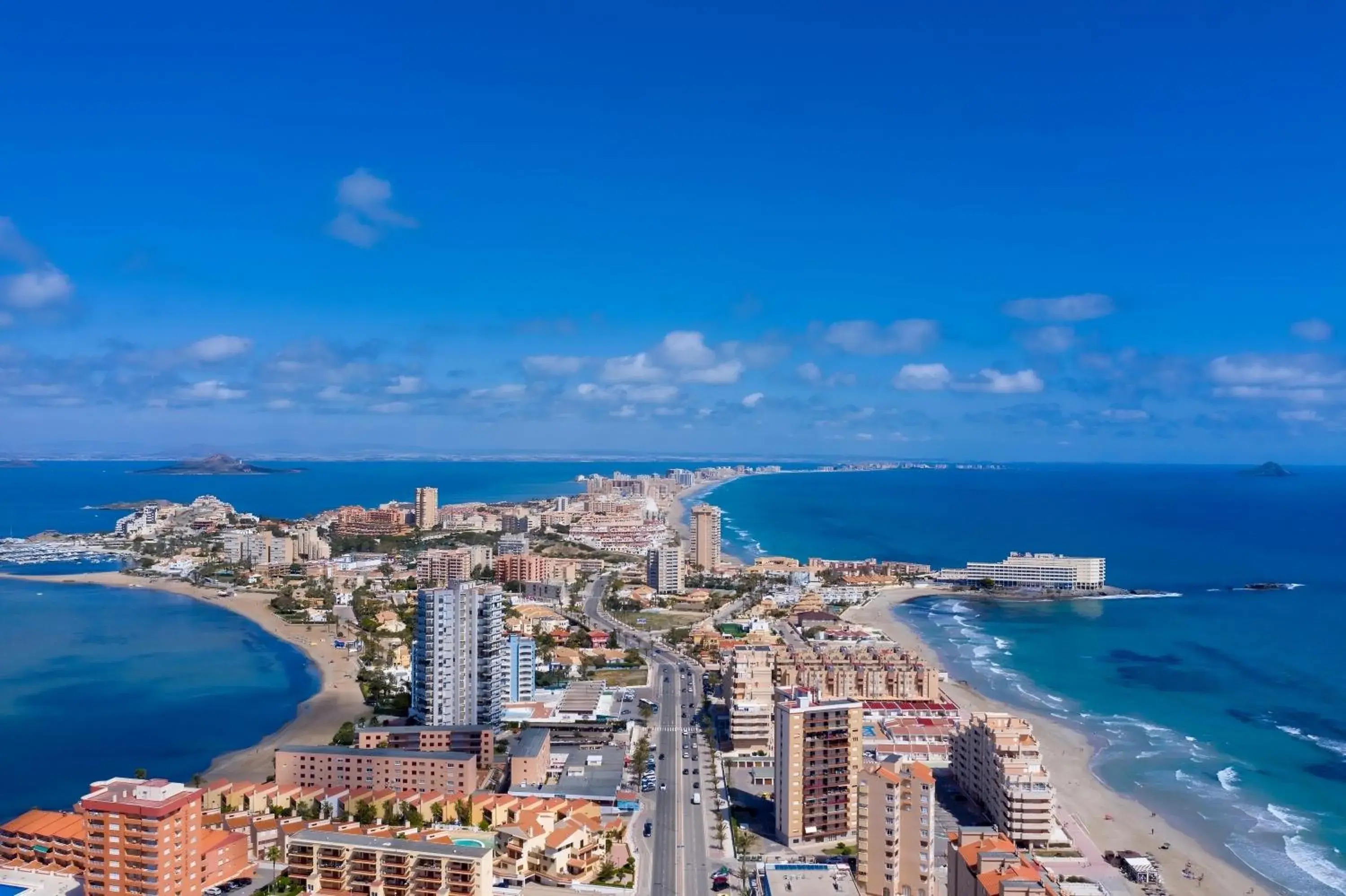 Location, Bird's-eye View in Hotel Los Delfines