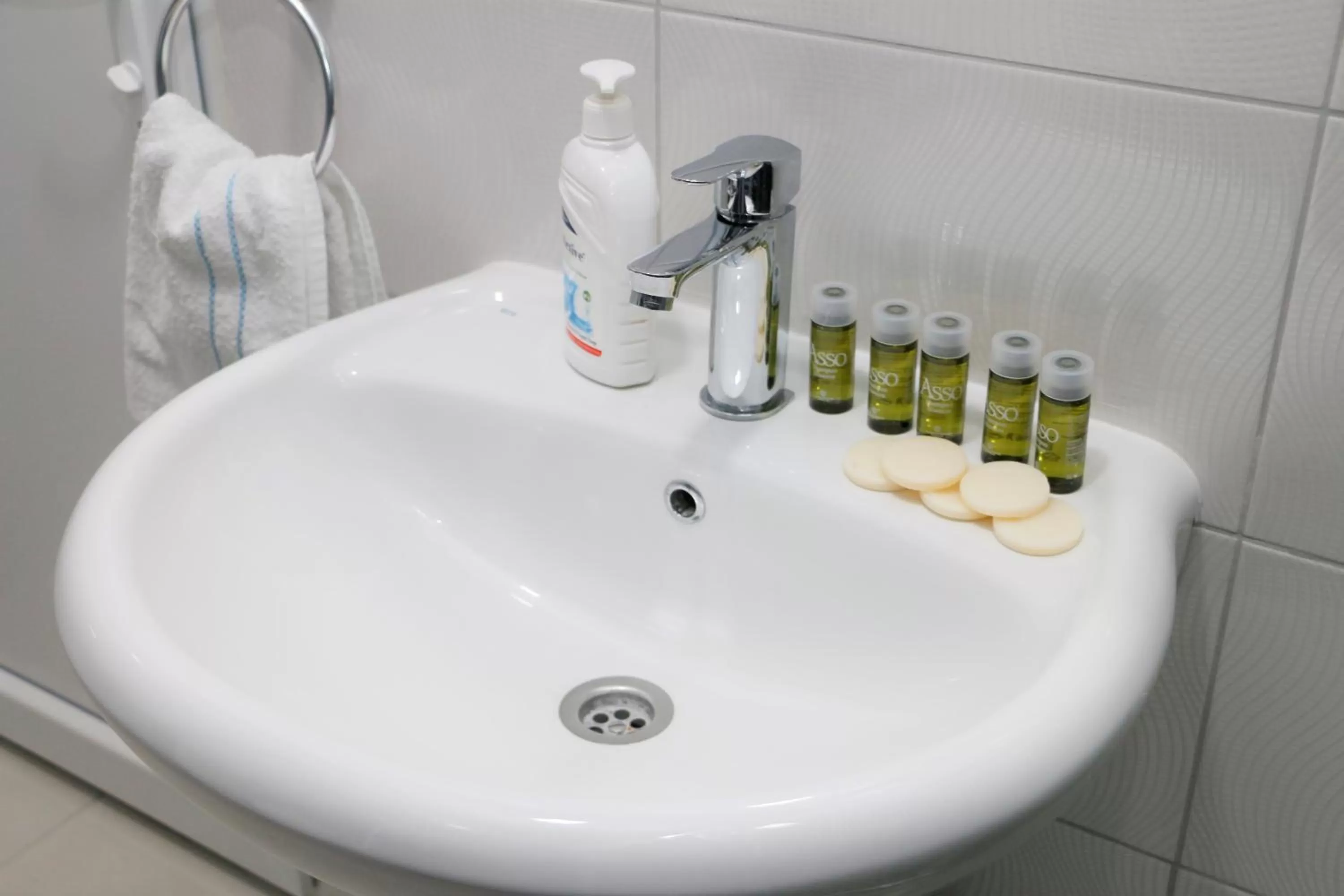 Shower in Hotel Old Konak