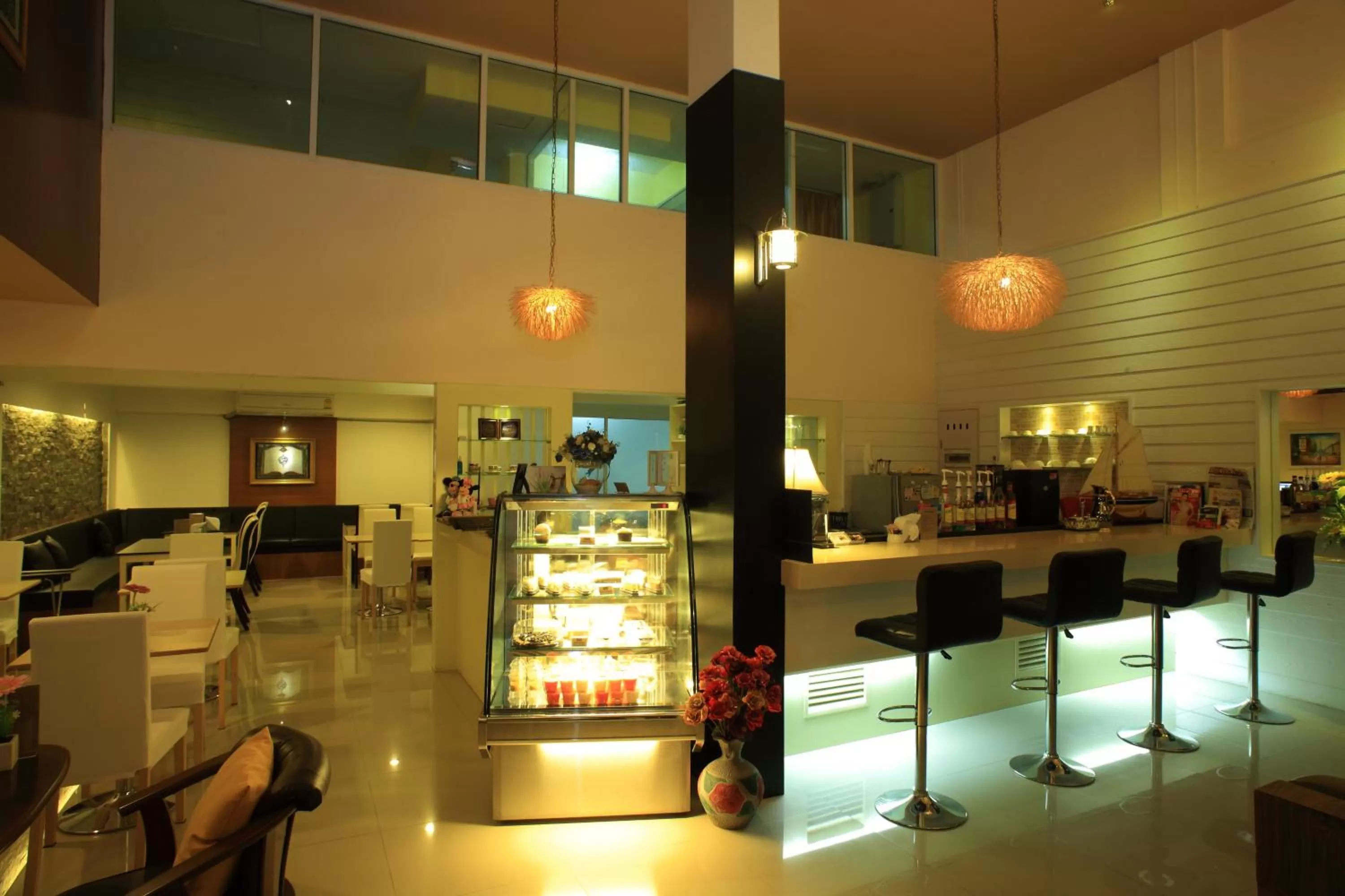 Restaurant/places to eat in Mooz Huahin Bed & Breakfast