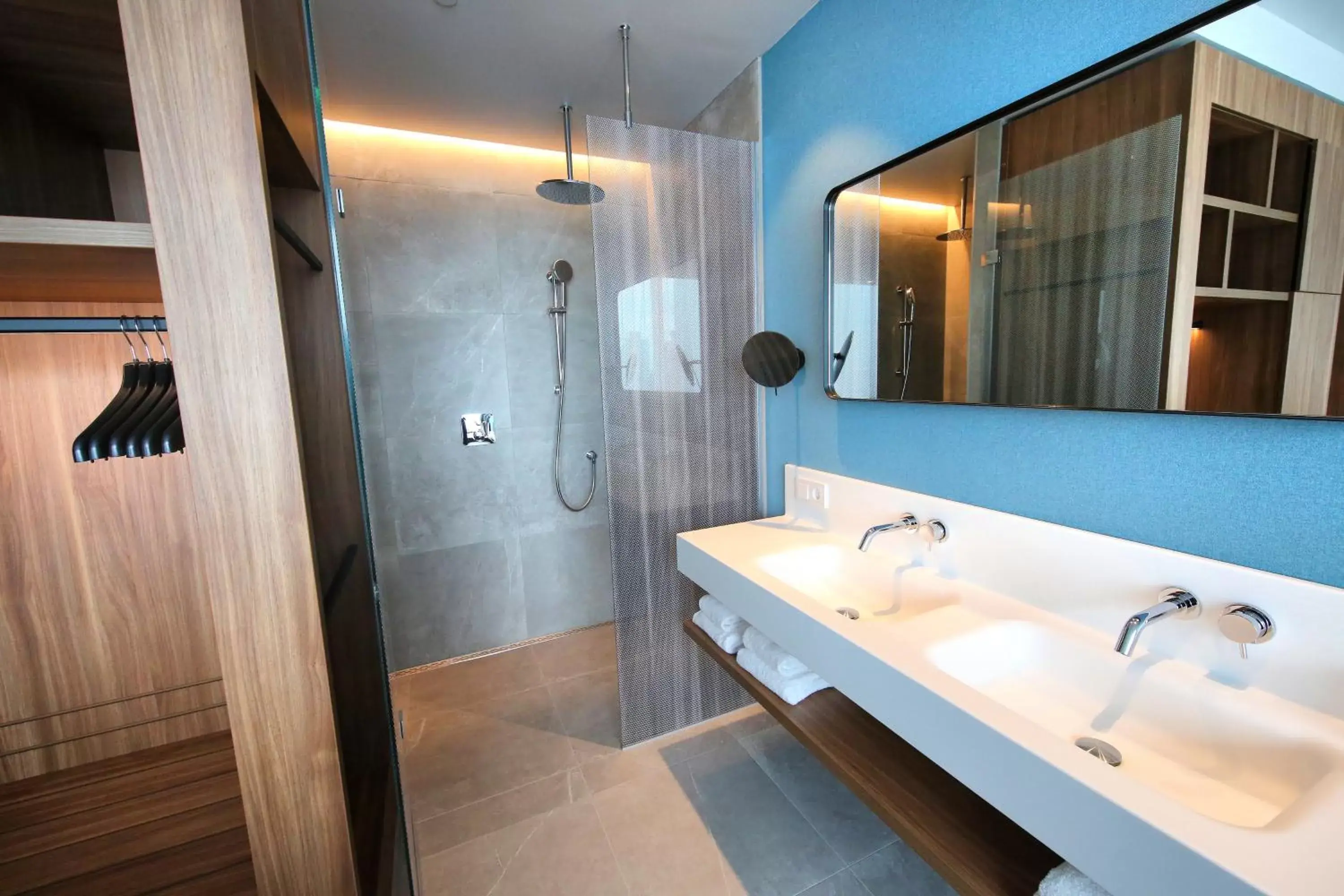 Bathroom in Van der Valk Hotel Amsterdam Zuidas -Rai