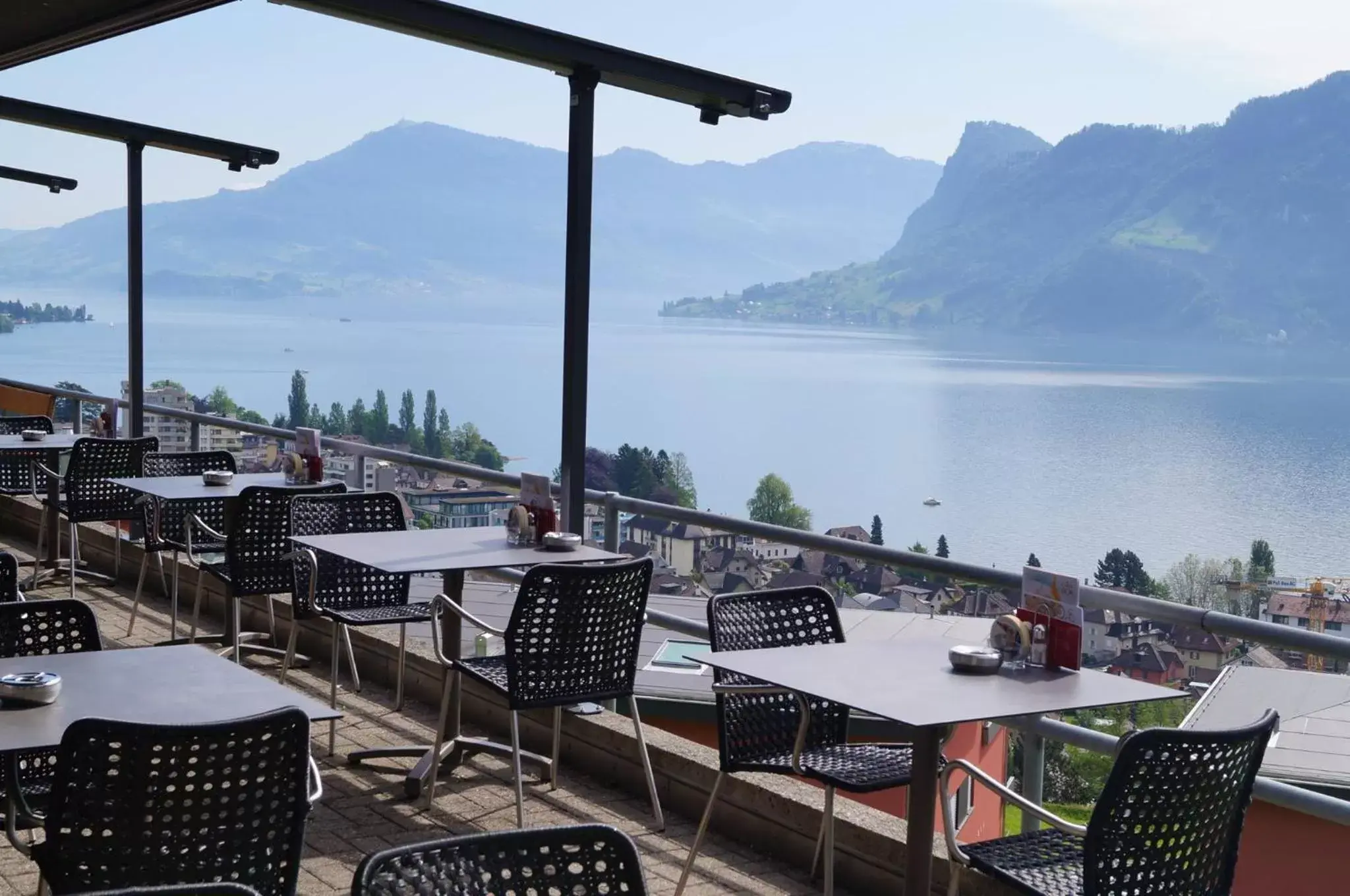 Balcony/Terrace, Restaurant/Places to Eat in Hotel Roggerli