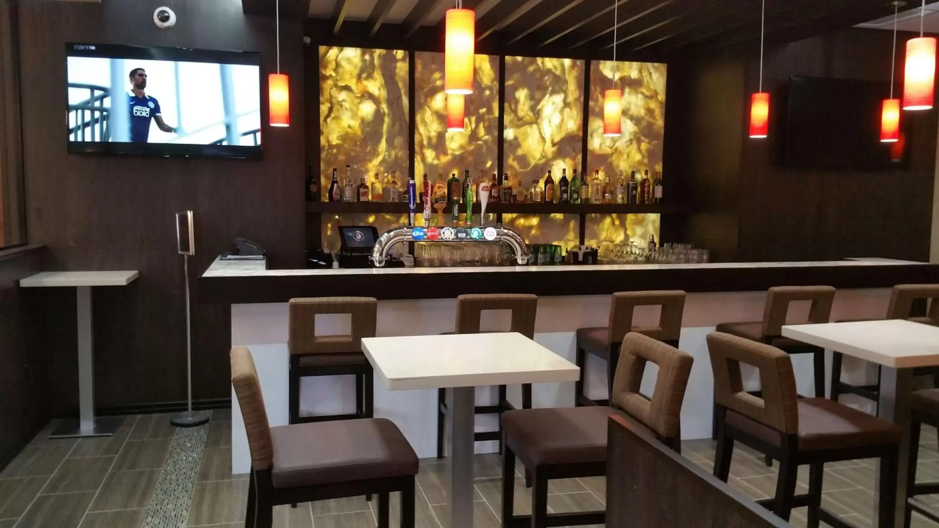 Restaurant/Places to Eat in Best Western Plus Toronto North York Hotel & Suites
