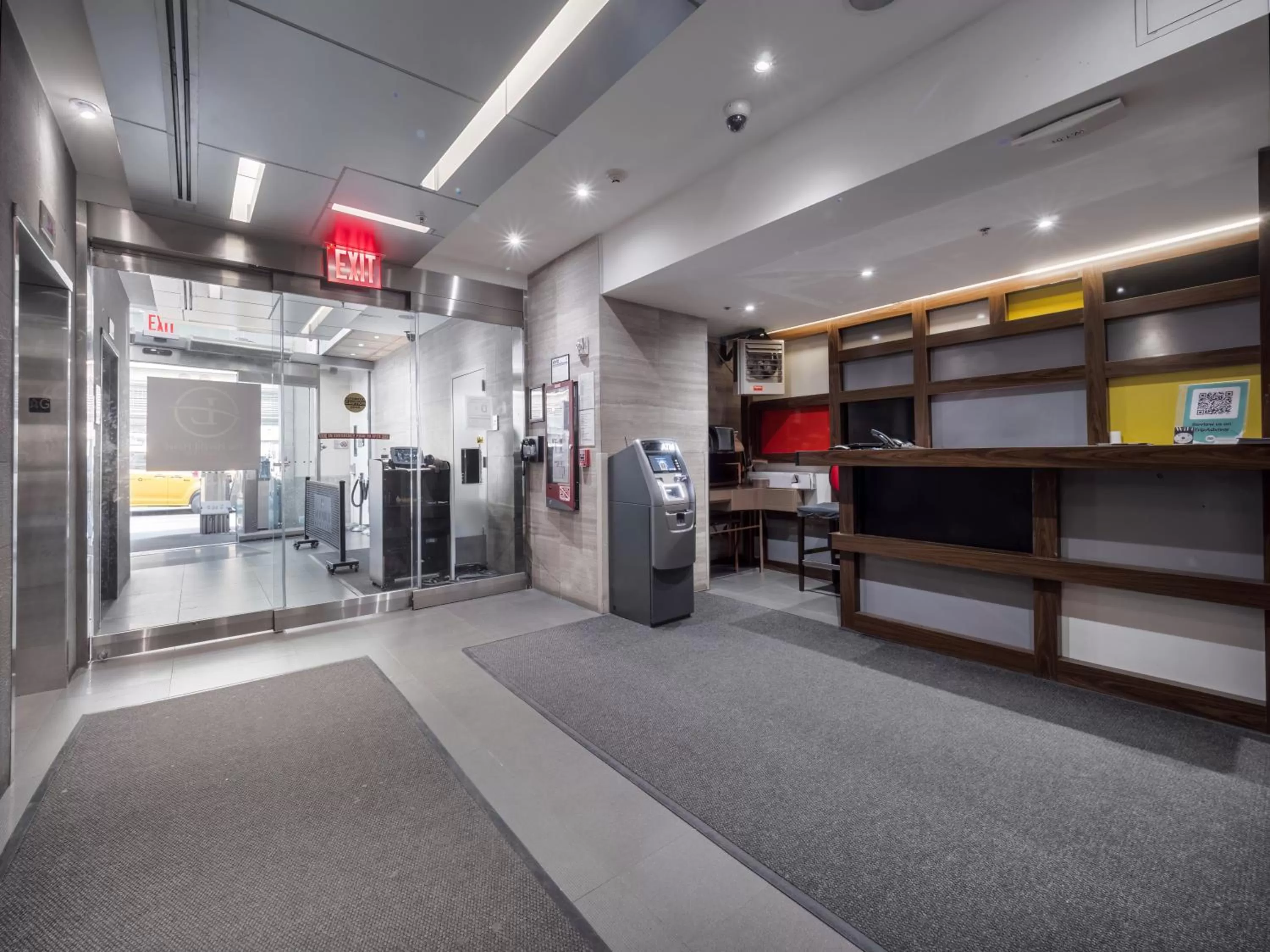 Lobby or reception in The Herald by LuxUrban