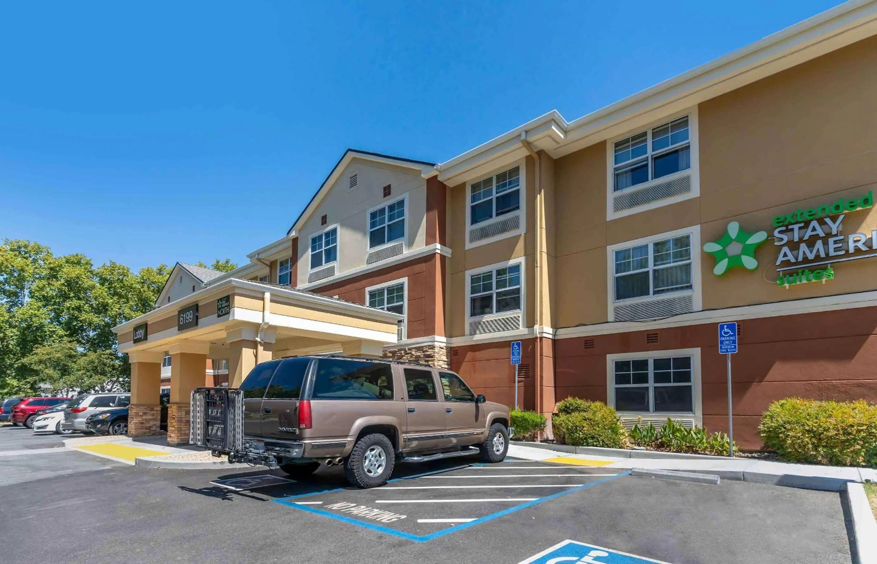 Property building in Extended Stay America Suites - San Jose - Edenvale - North