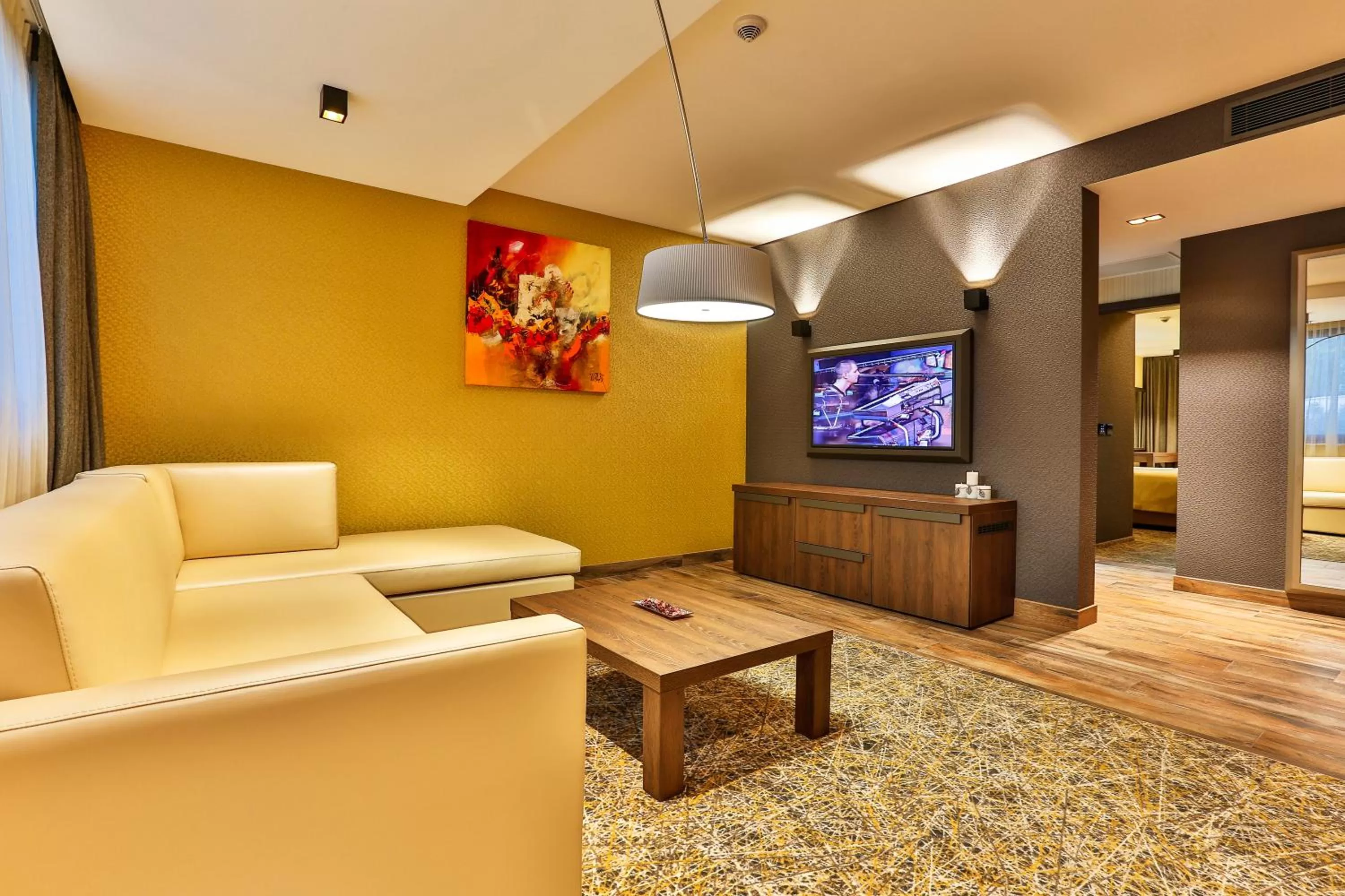 TV and multimedia in Hotel Zeta