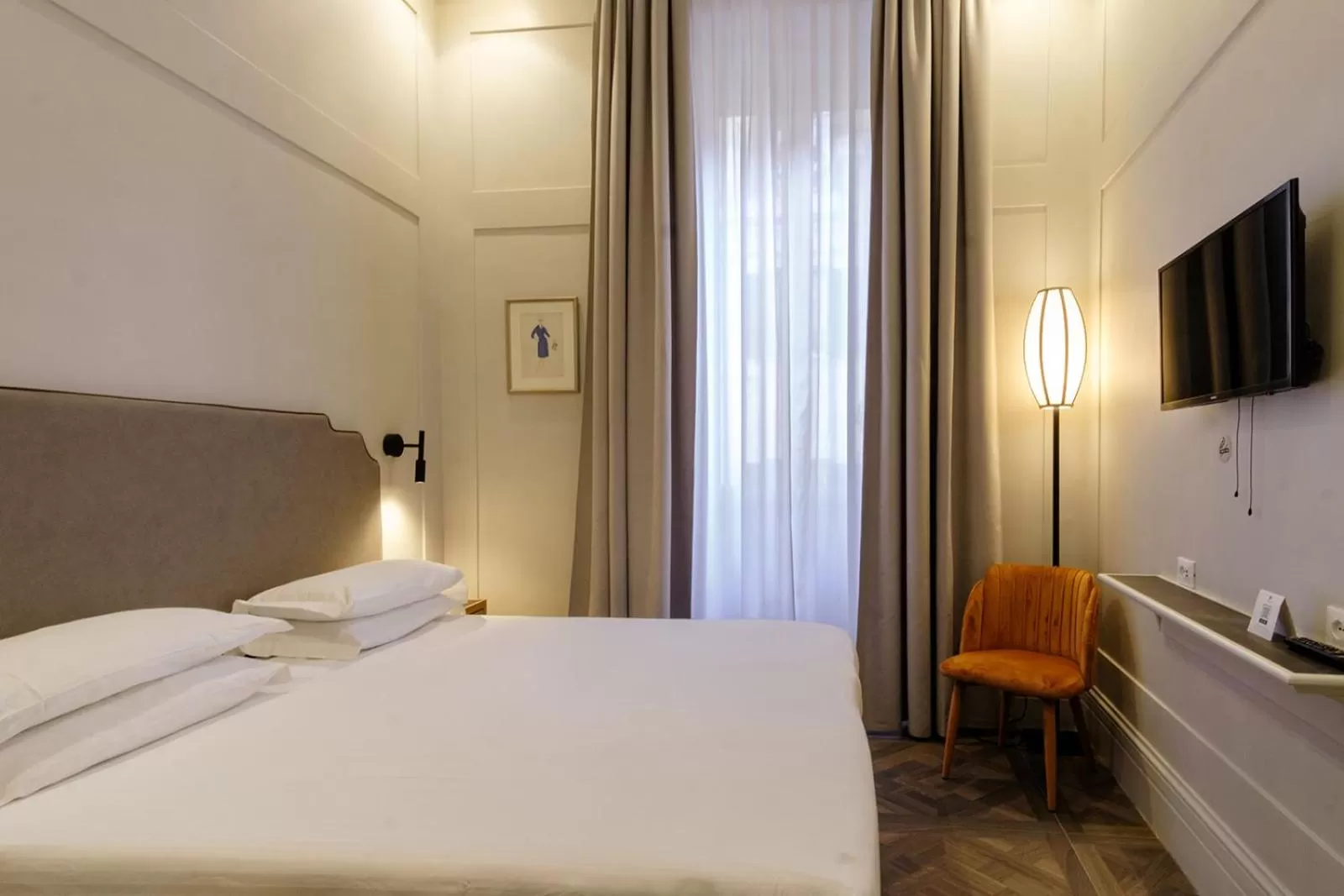 Bed in Hotel Smeraldo