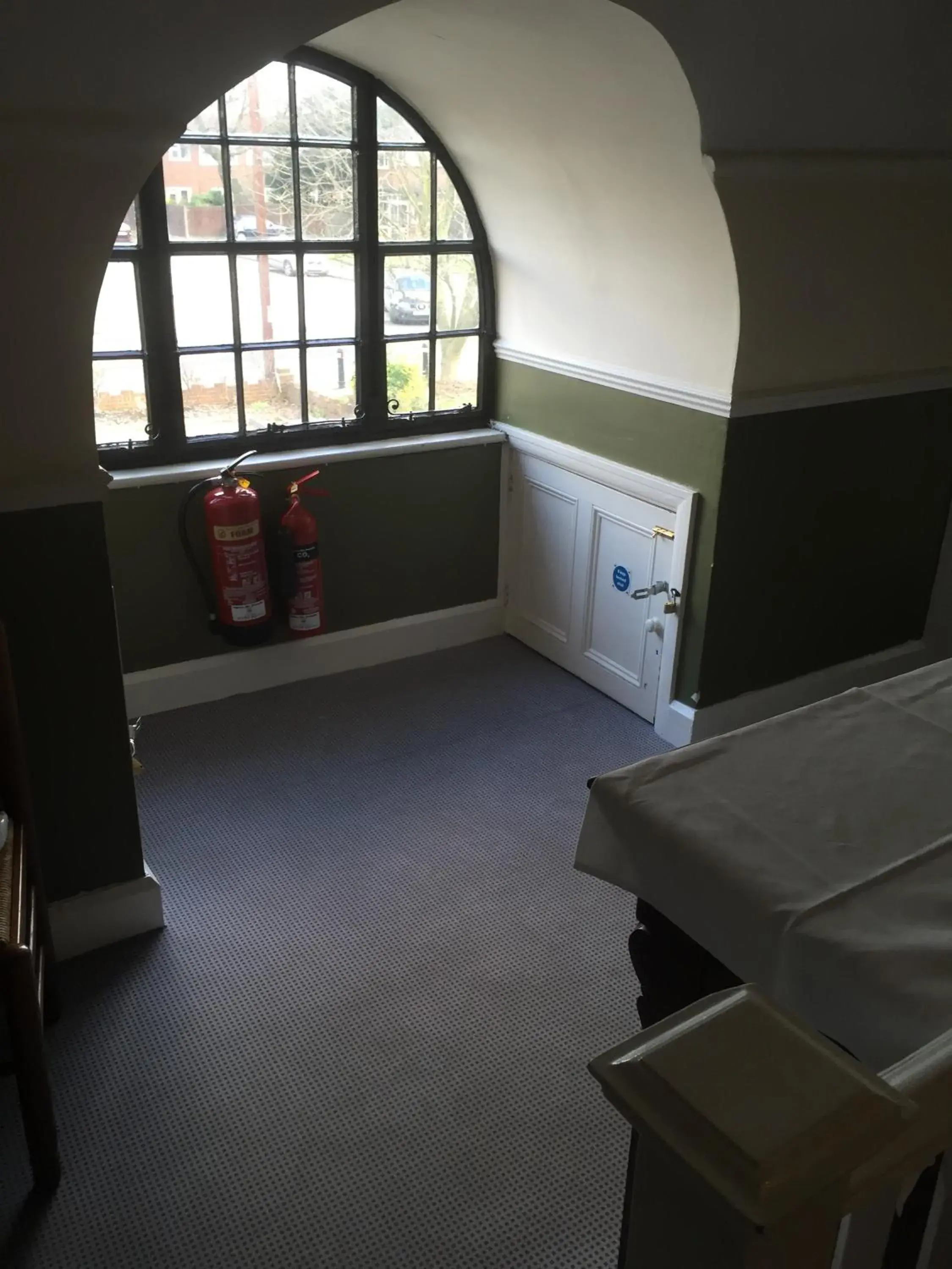 Area and facilities in Colnbrook Lodge Guest House