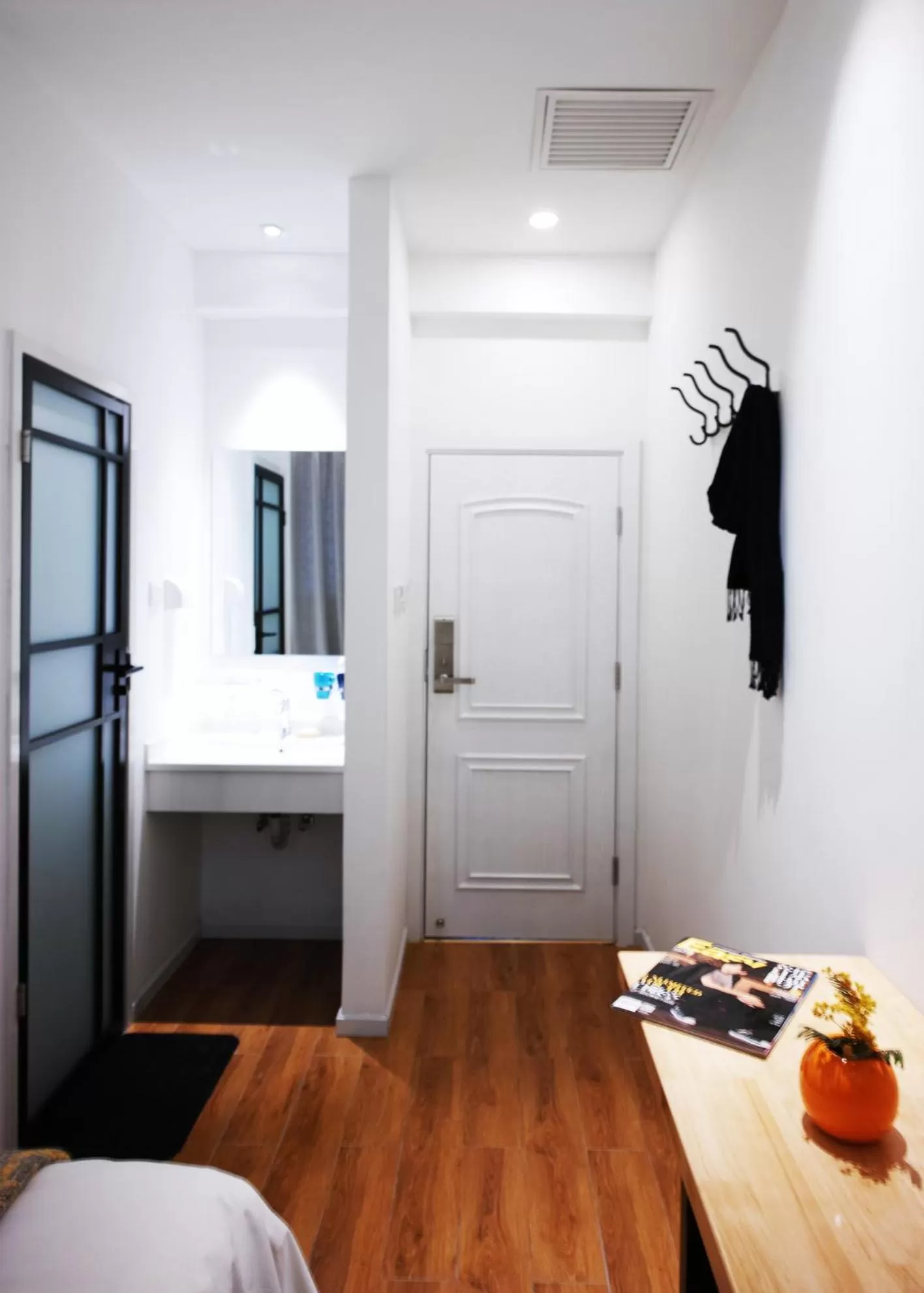 Decorative detail, Bathroom in Beijing Shangchao Hotel