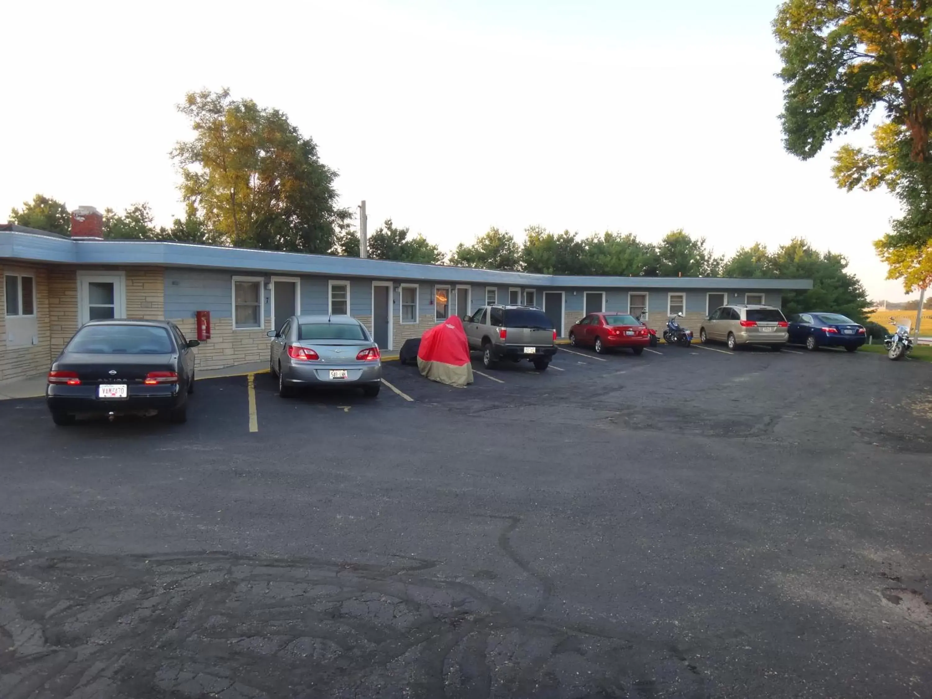 Property Building in Pine Ridge Motel