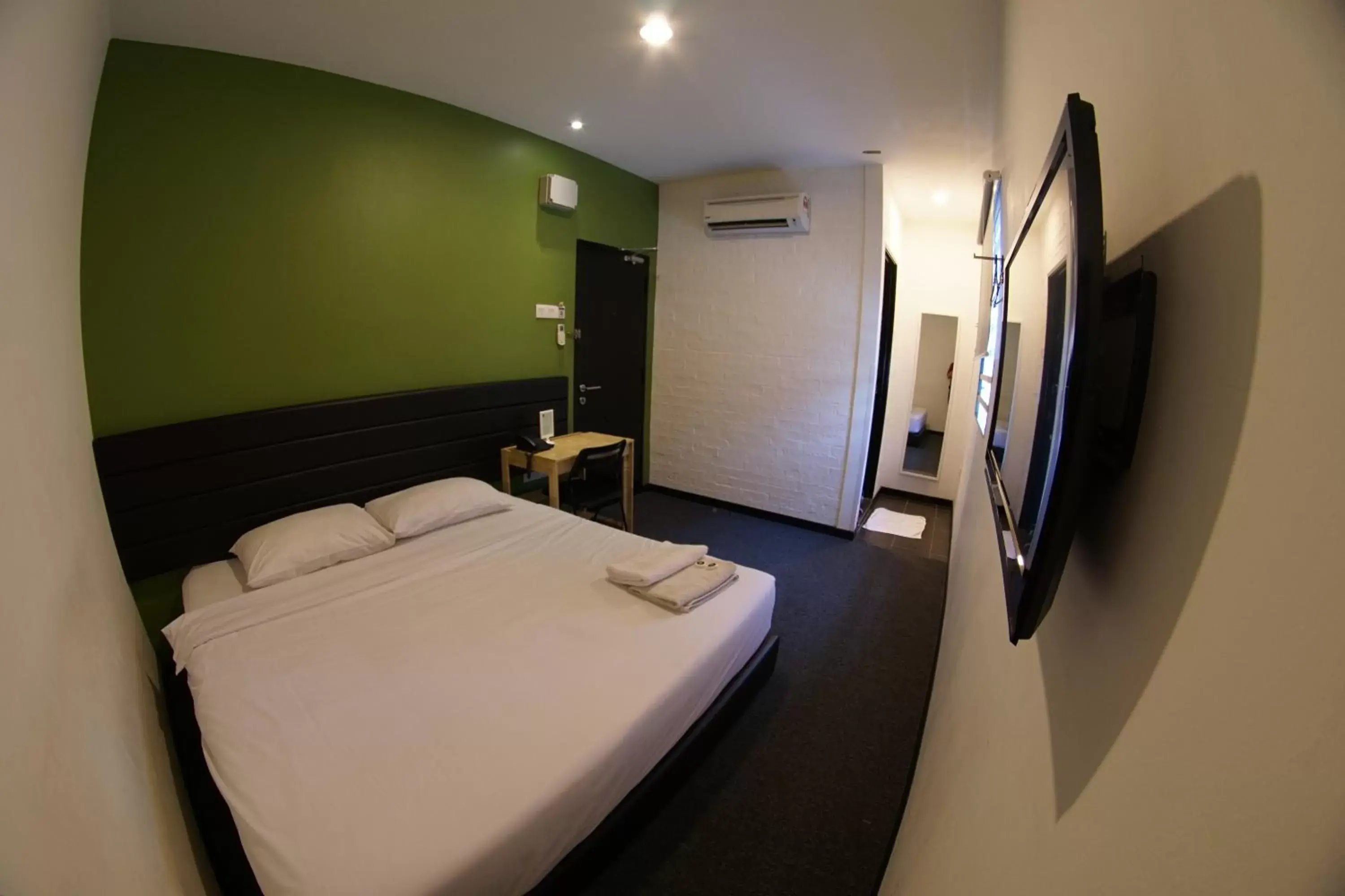 Bedroom, Room Photo in Tulip Hotel