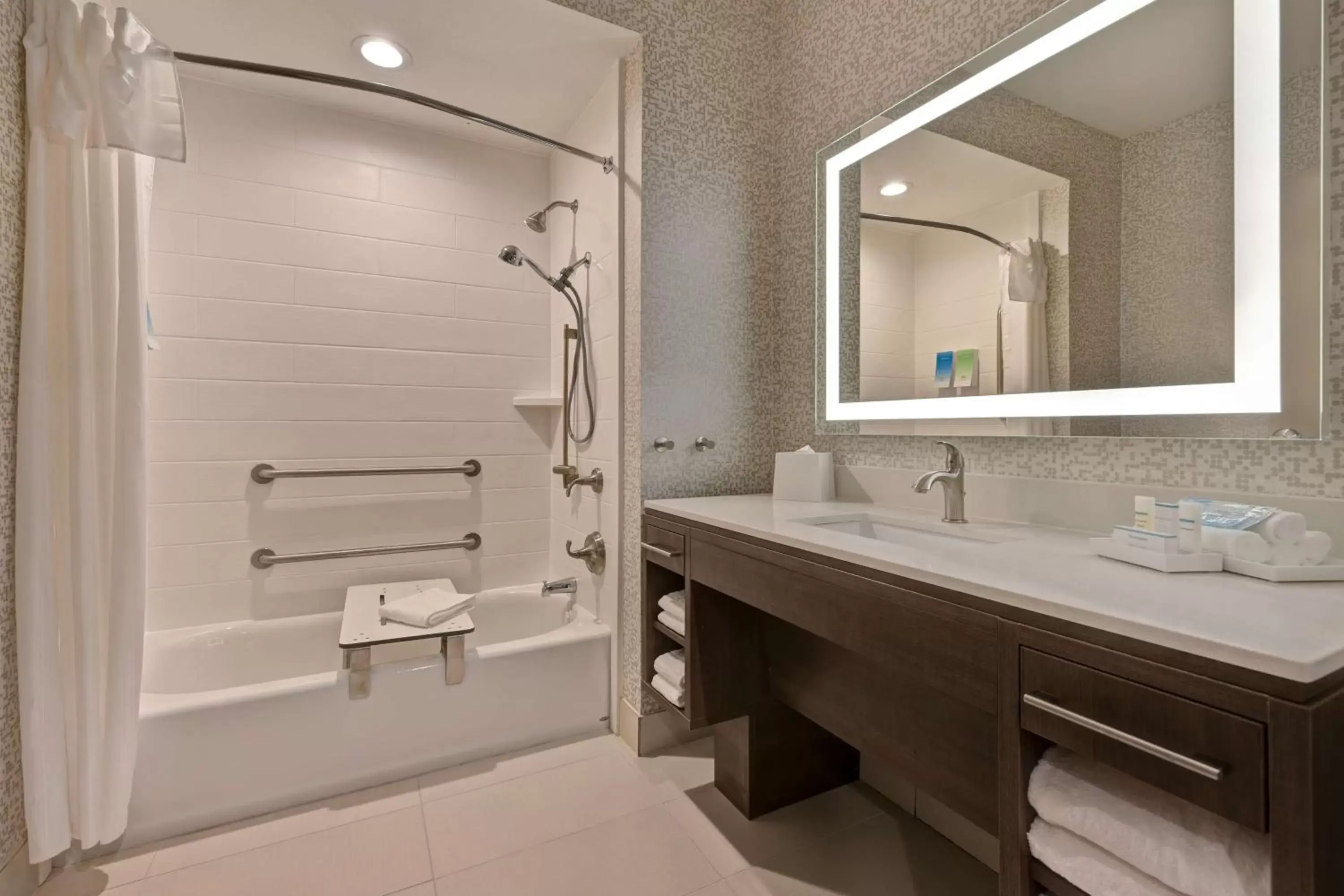 Bathroom in Home2 Suites Corpus Christi Southeast, Tx