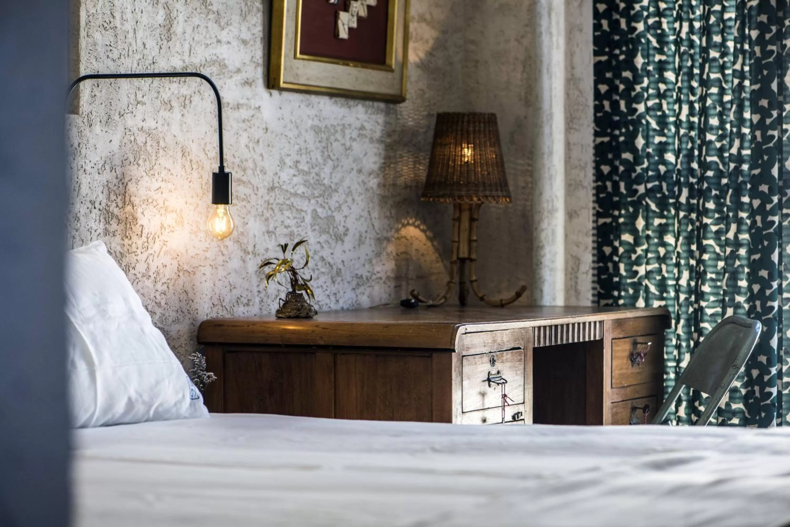 Photo of the whole room, Bed in Kook Hotel Tarifa