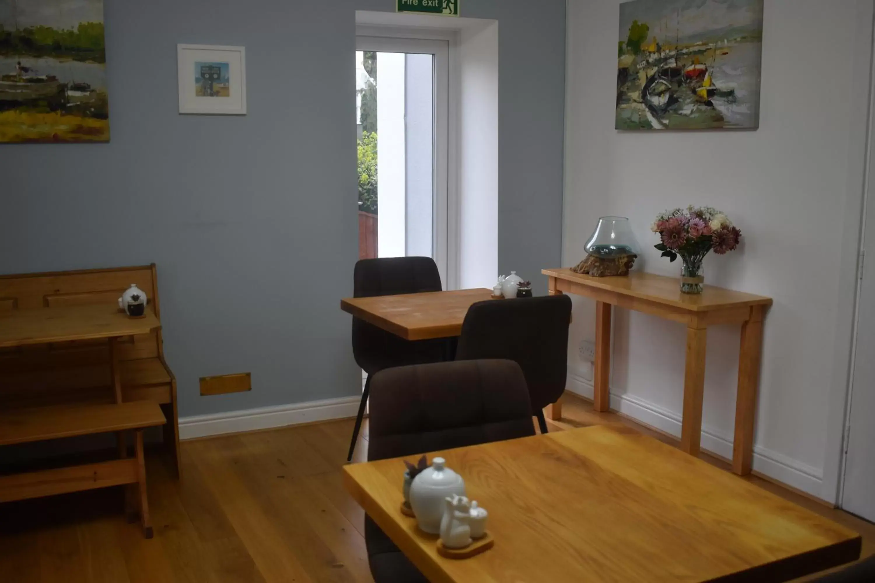 Dining area, Seating Area in Acorn Lodge