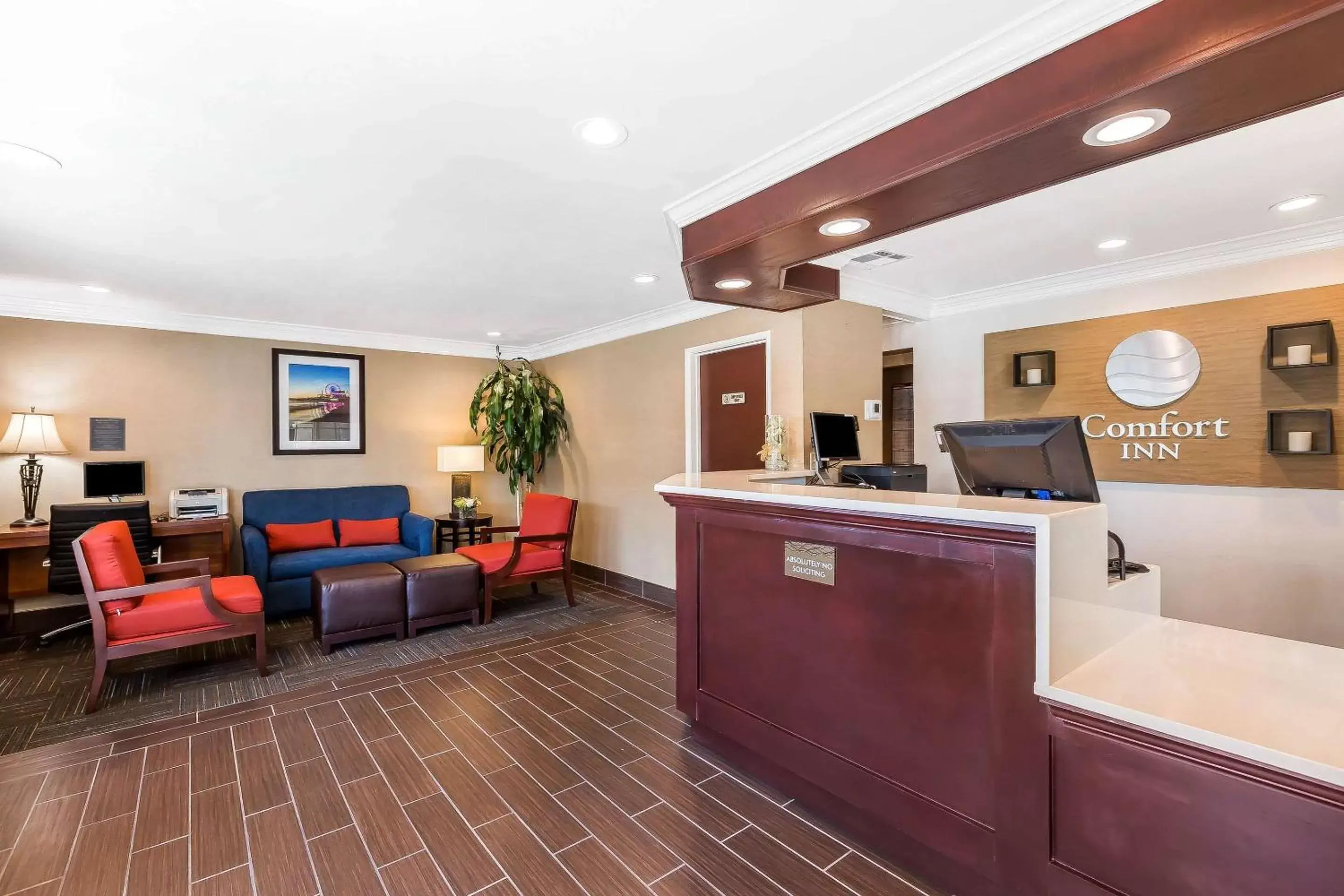 Lobby or reception, Lobby/Reception in Comfort Inn Santa Monica - West Los Angeles