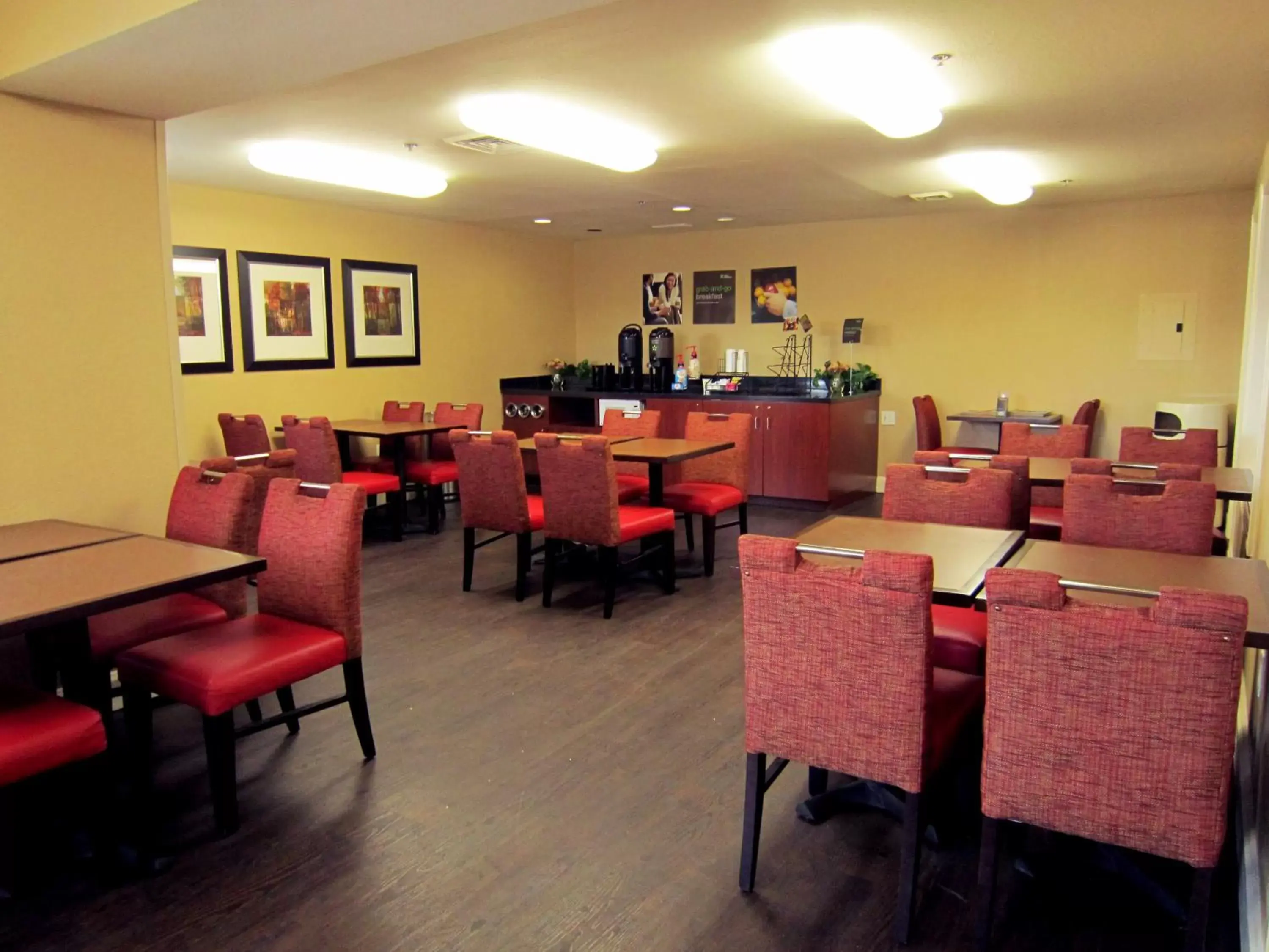 Restaurant/Places to Eat in Extended Stay America Suites - Tampa - Airport - N Westshore Blvd