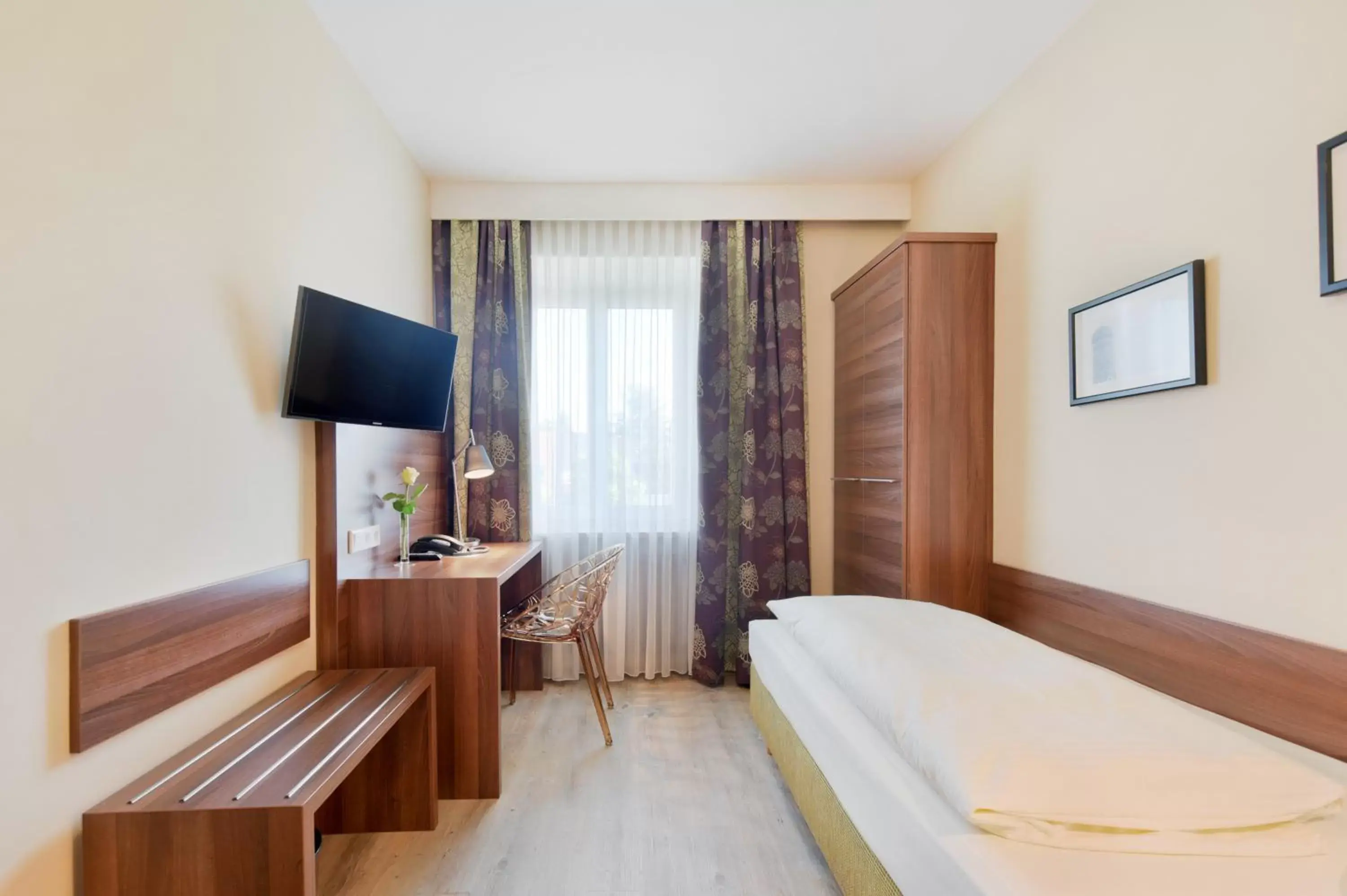 Comfort Single Room in Hotel Säntis