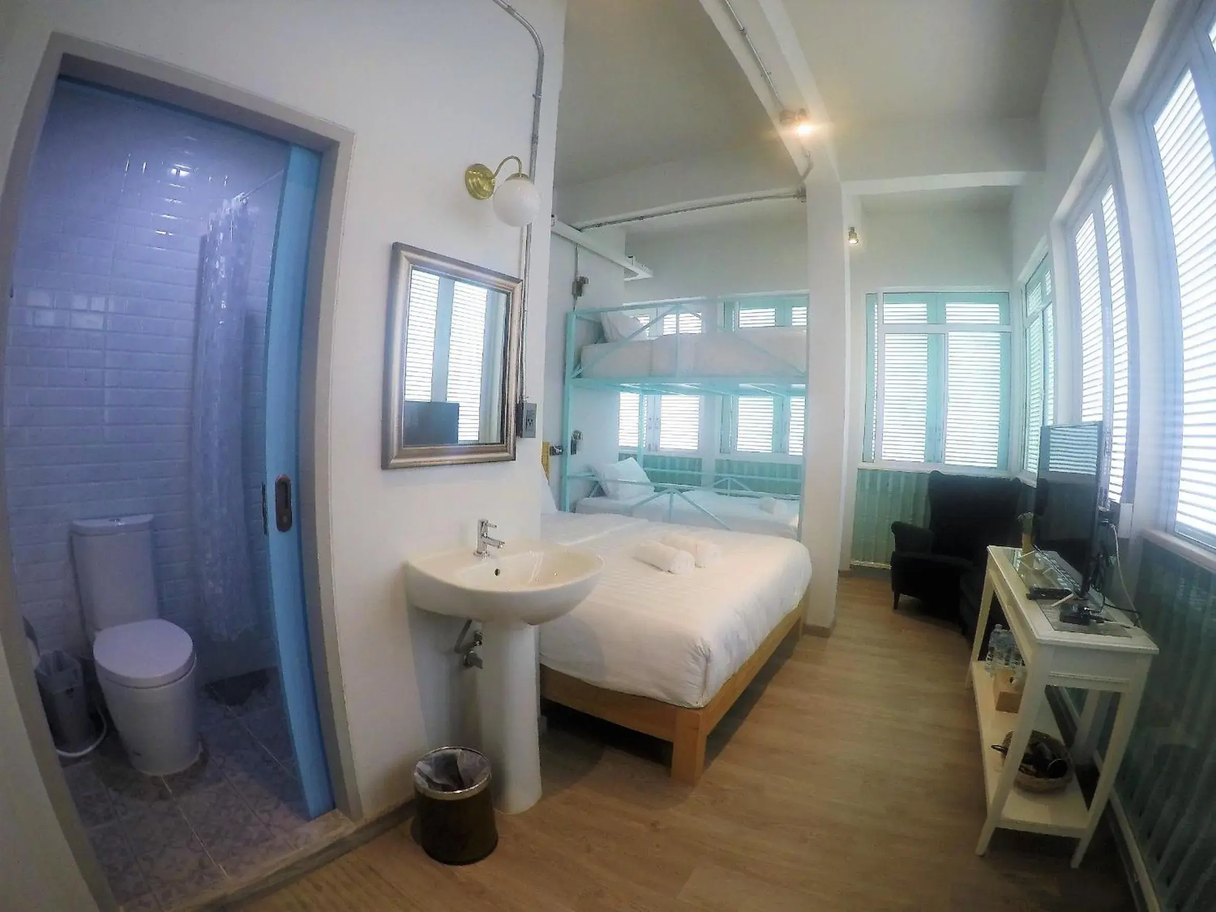 Bedroom, Bathroom in Latima Boutique Hostel