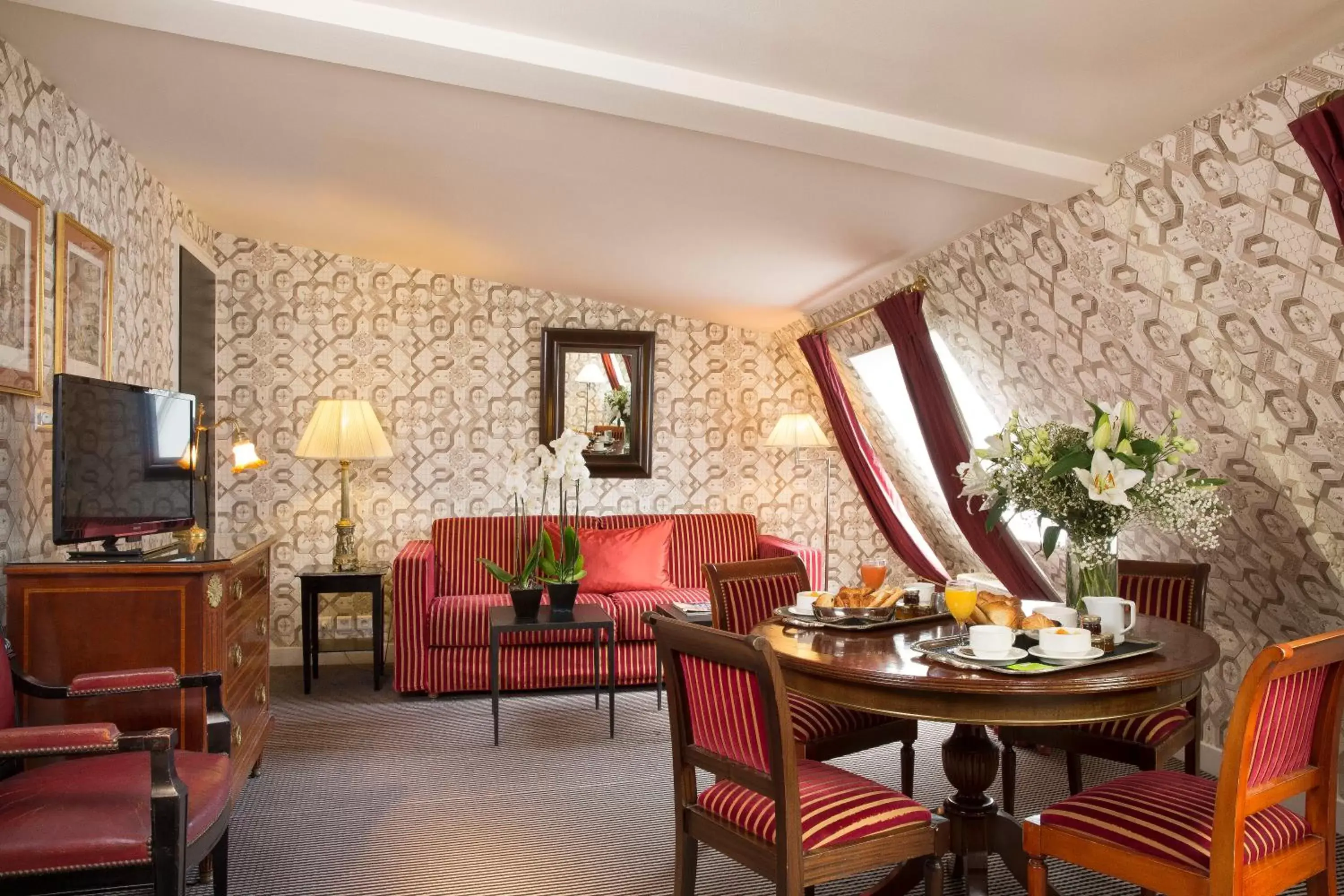 Living room, Restaurant/Places to Eat in Hotel Residence Des Arts