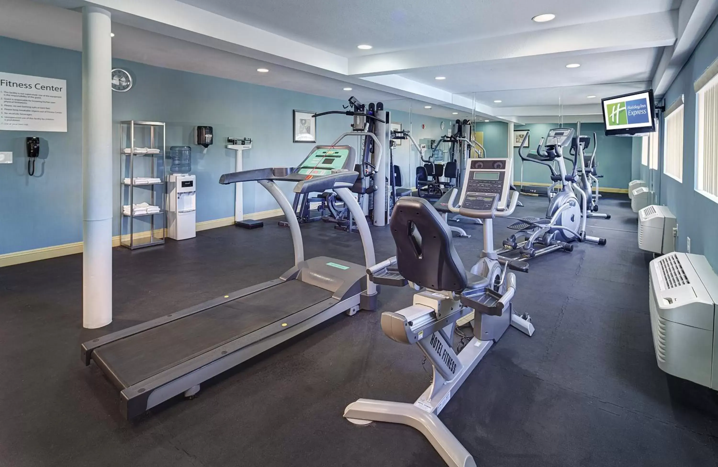 Fitness centre/facilities, Fitness Center/Facilities in Holiday Inn Express San Diego South - National City, an IHG Hotel