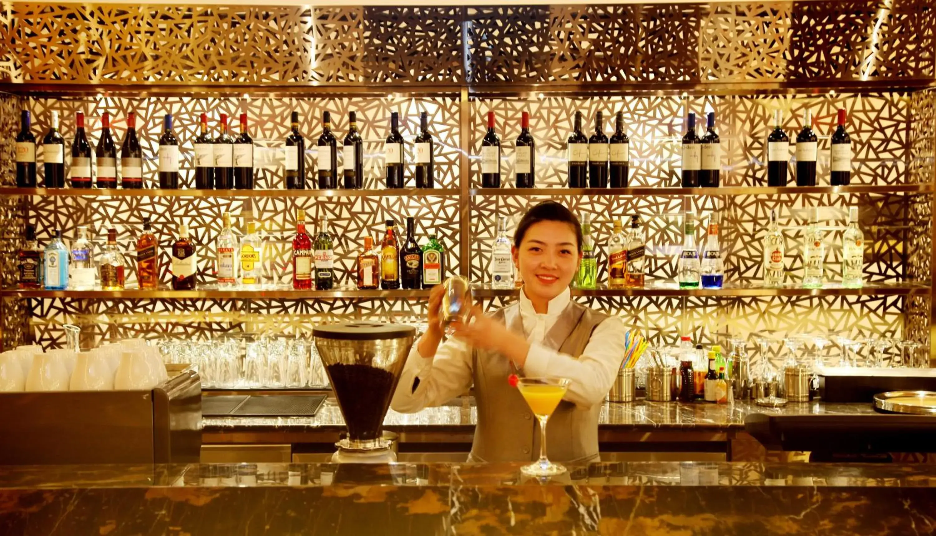 Staff, Lounge/Bar in Ramada by Wyndham Beijing Airport