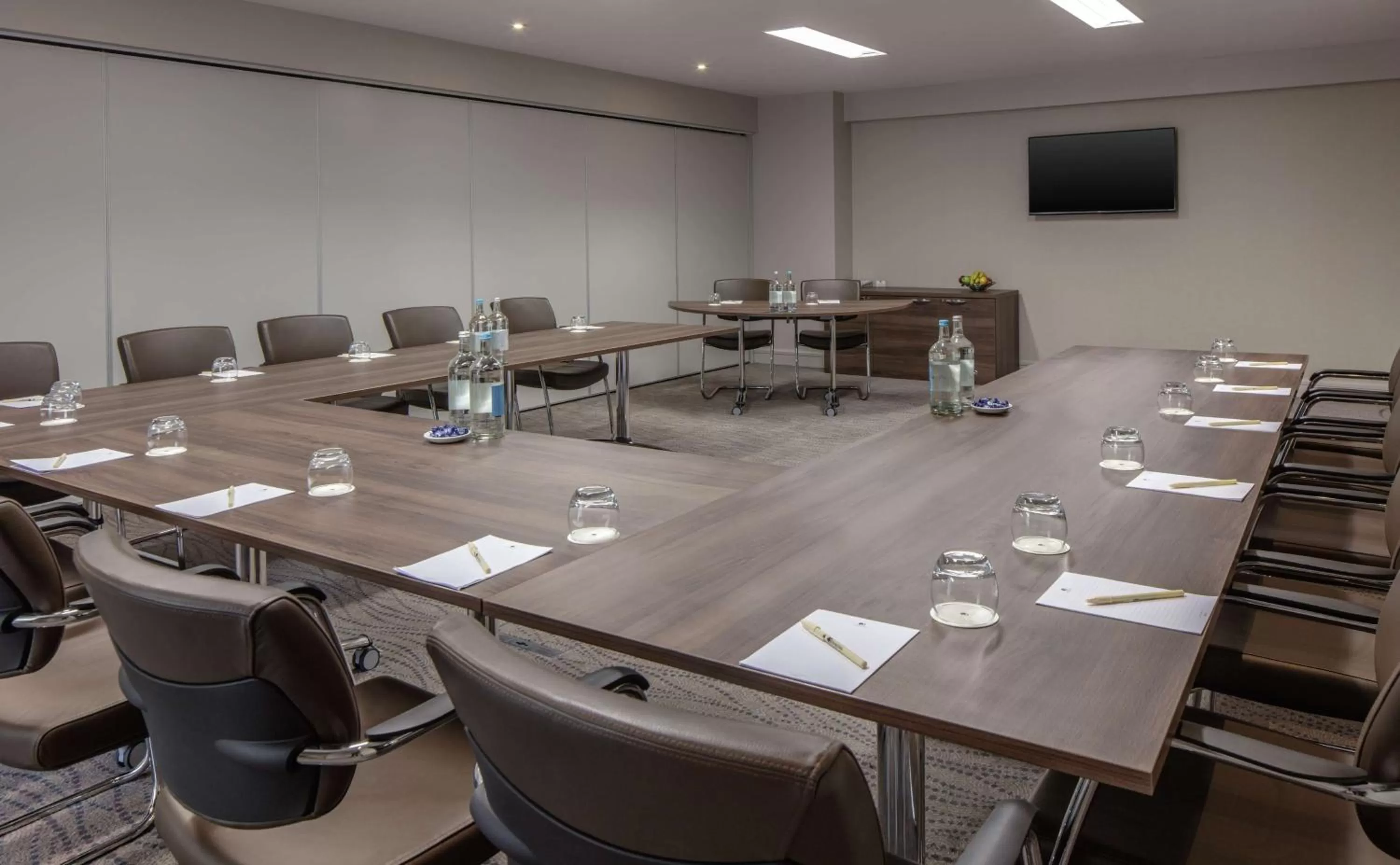 Meeting/conference room in DoubleTree by Hilton Bristol City Centre