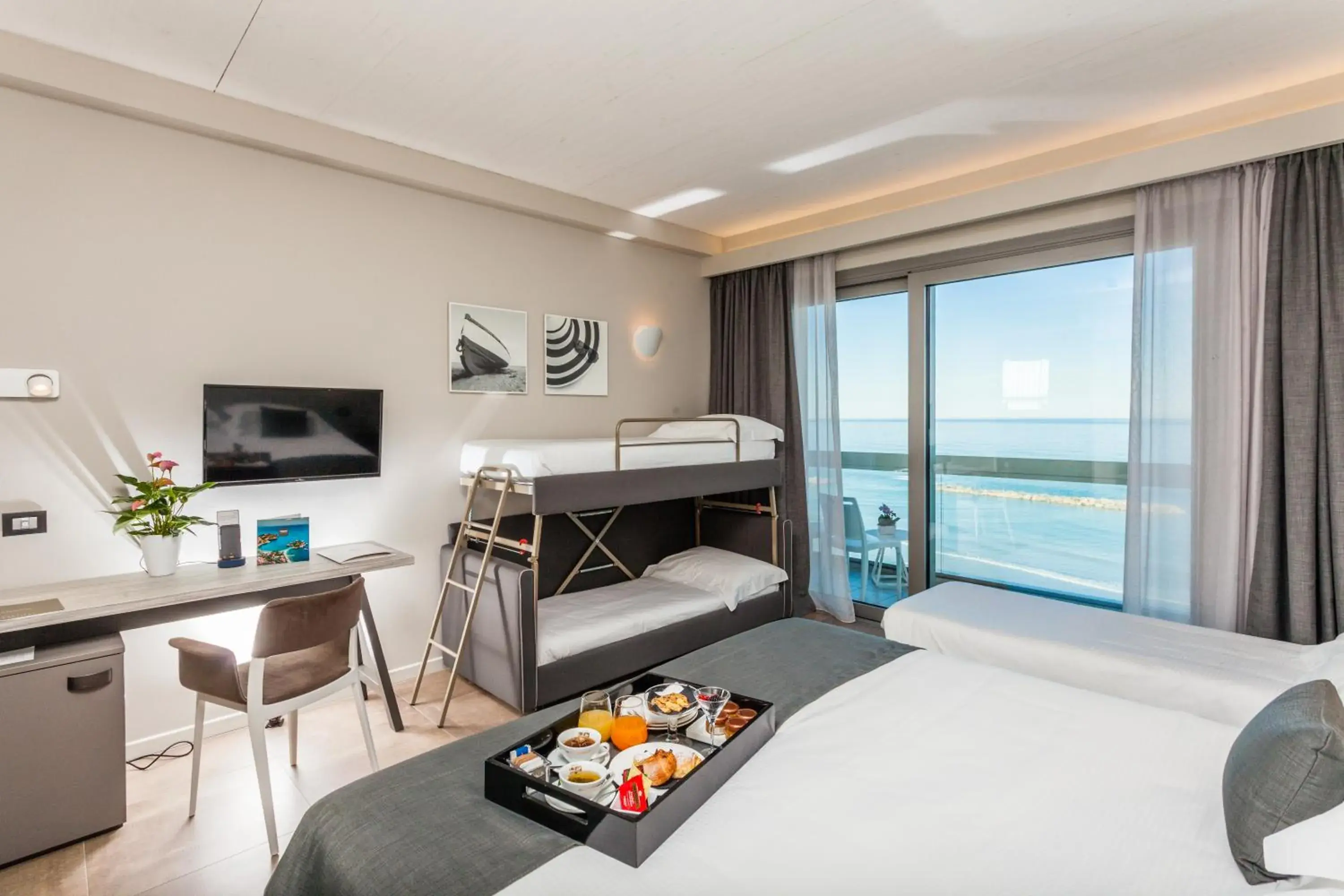 Bedroom in Nautilus Family Hotel